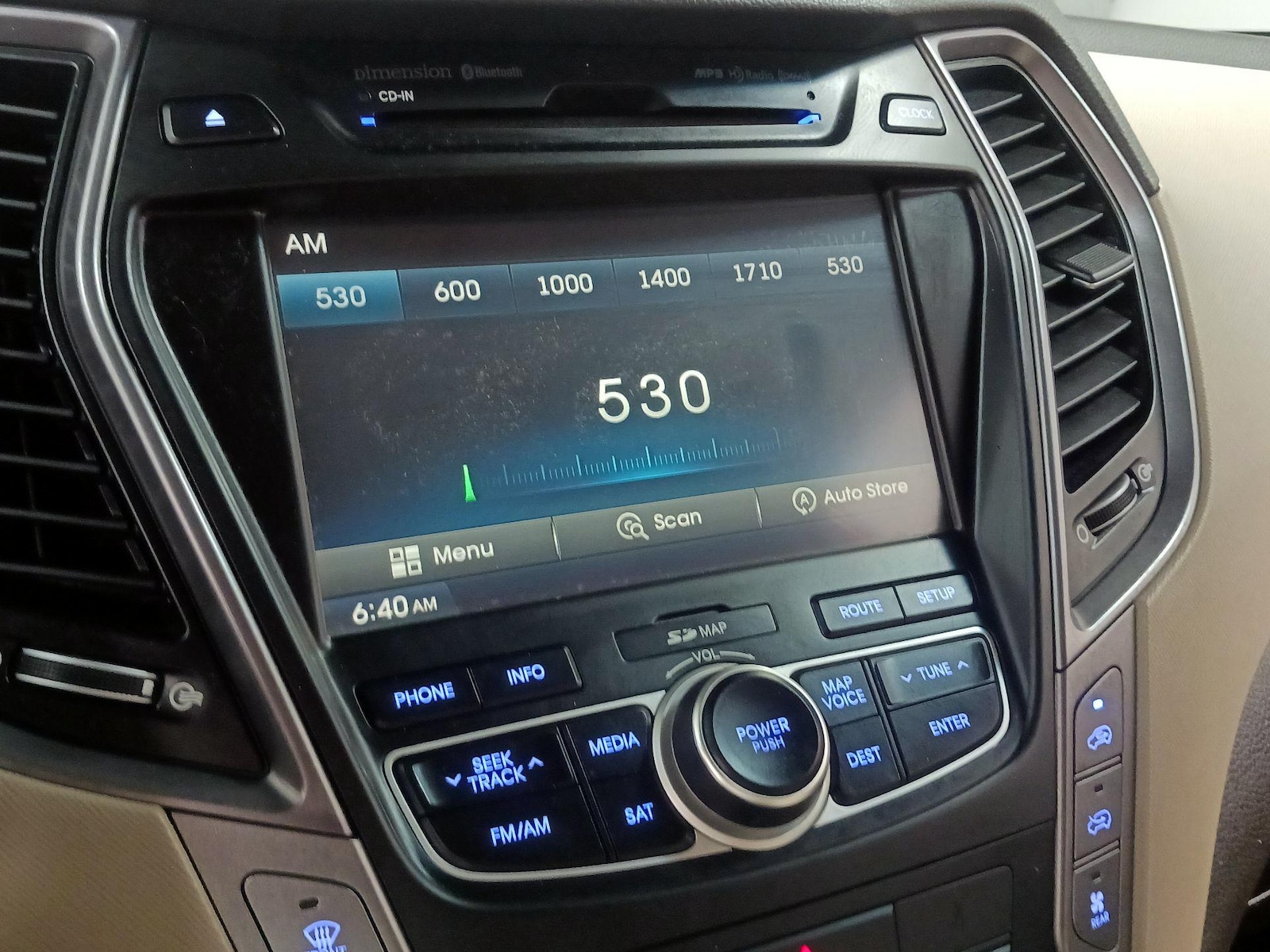 2014 Hyundai Santa Fe Limited - Photo 17