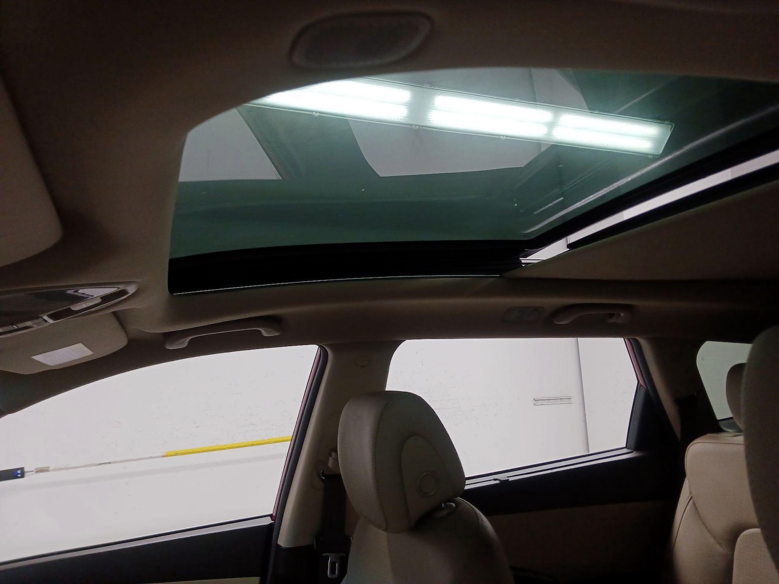 2014 Hyundai Santa Fe Limited - Photo 21