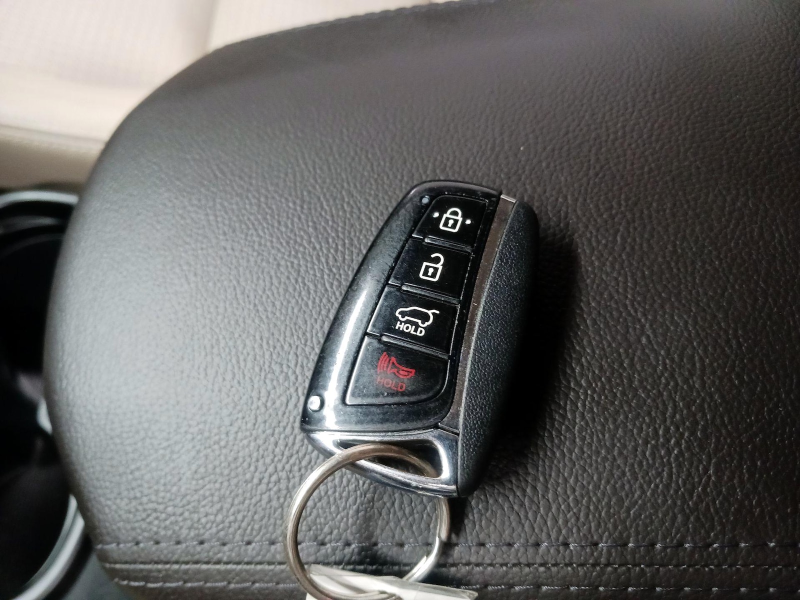 2014 Hyundai Santa Fe Limited - Photo 27
