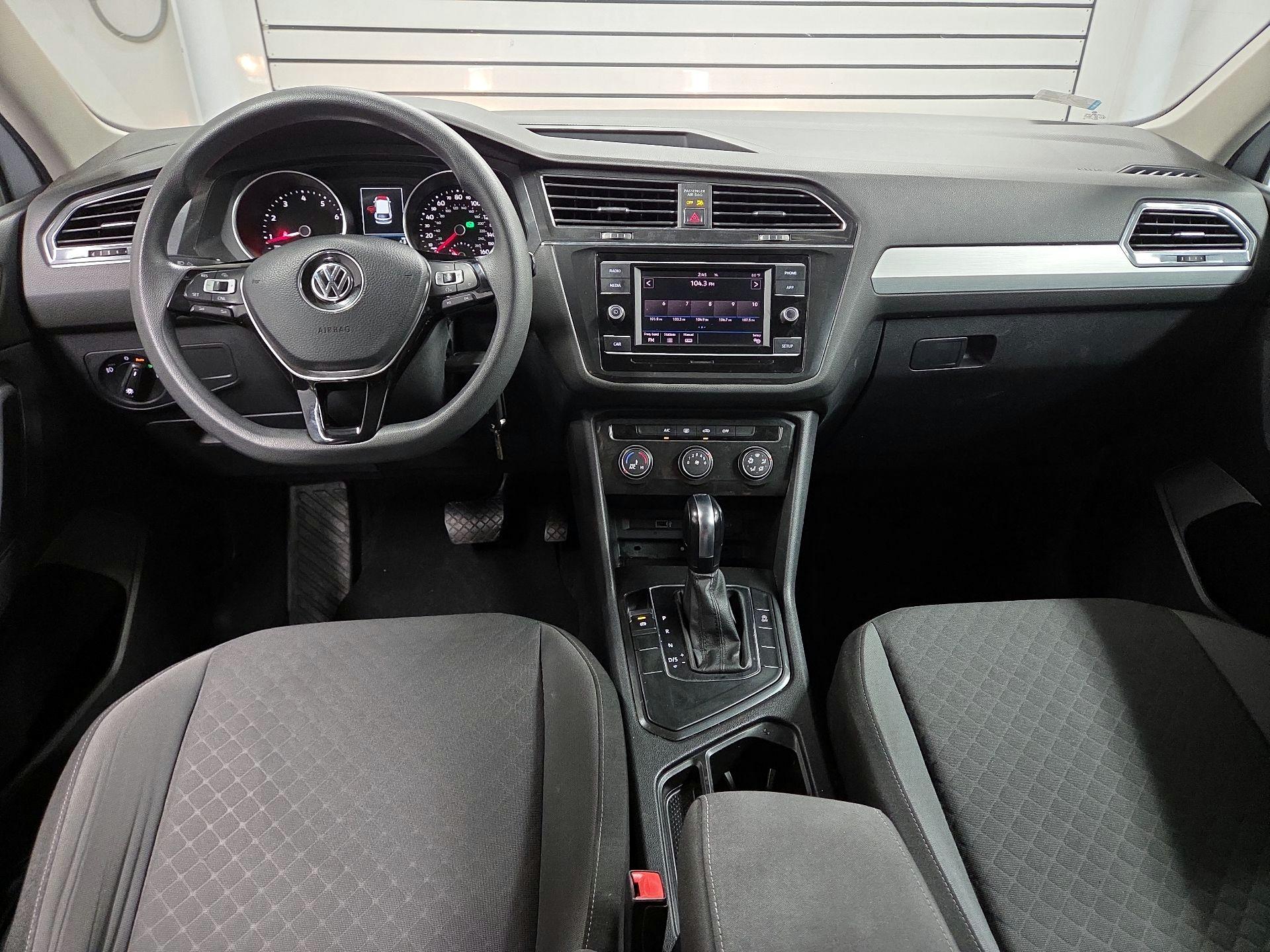 Thumbnail: 2018 Volkswagen Tiguan - 9