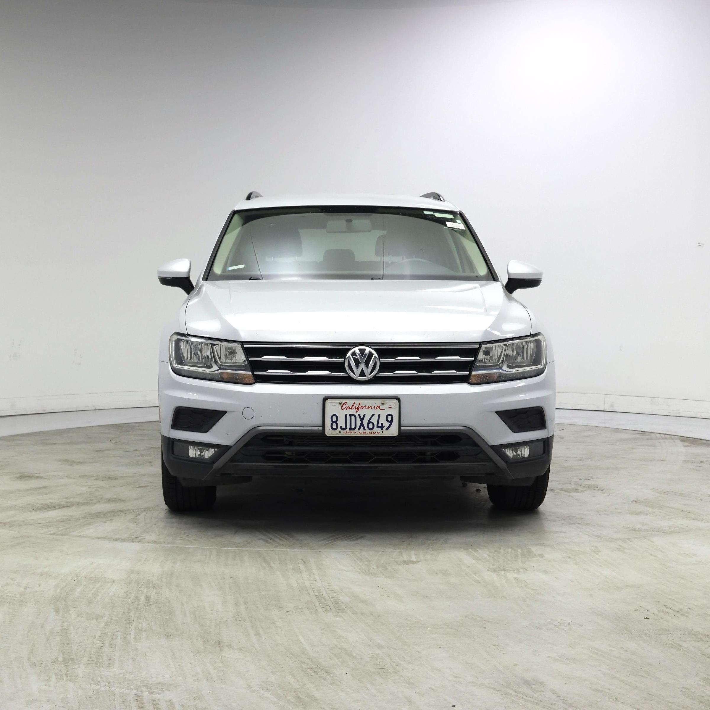 Thumbnail: 2018 Volkswagen Tiguan - 5