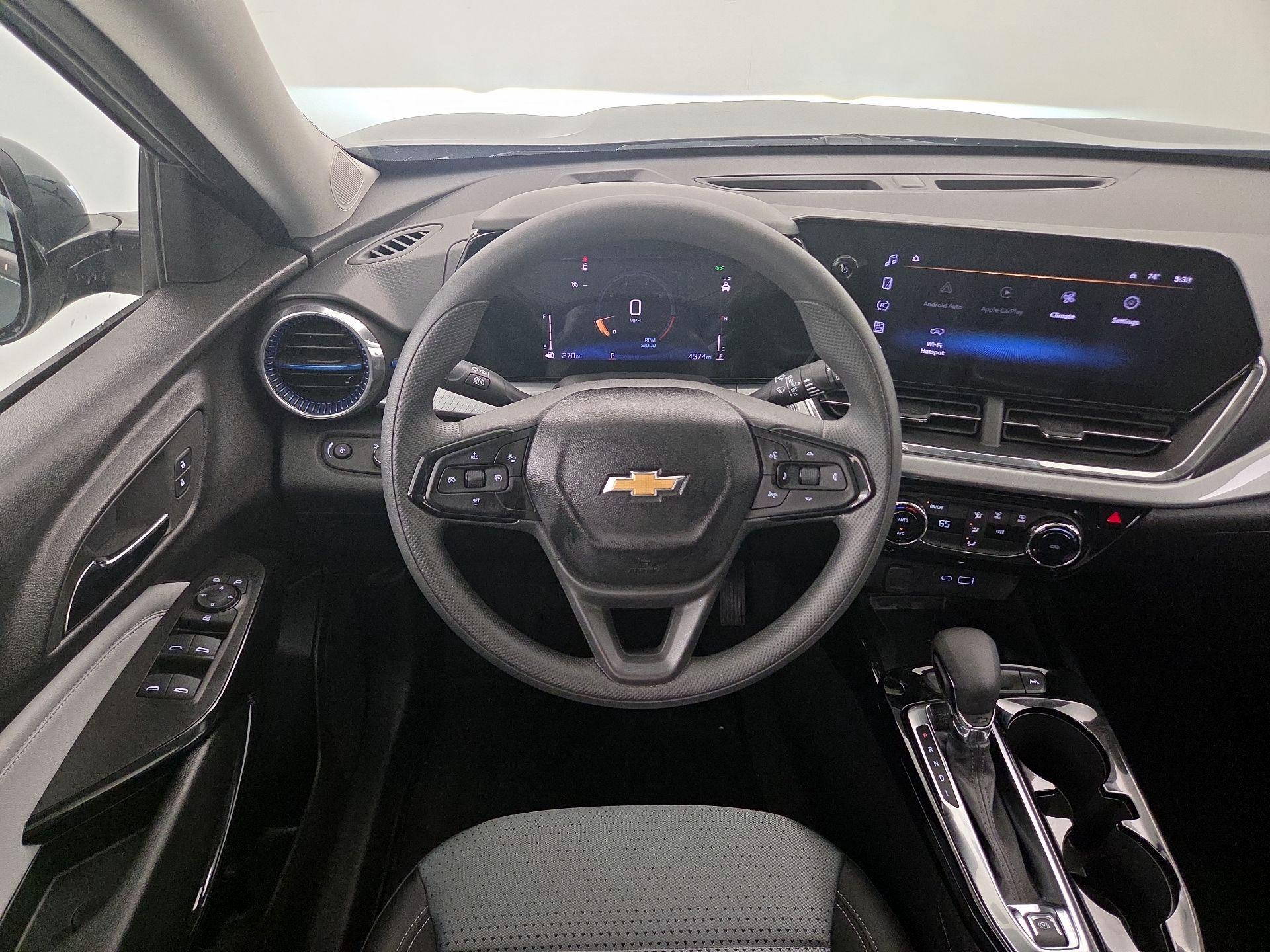 Thumbnail: 2025 Chevrolet Trax - 10