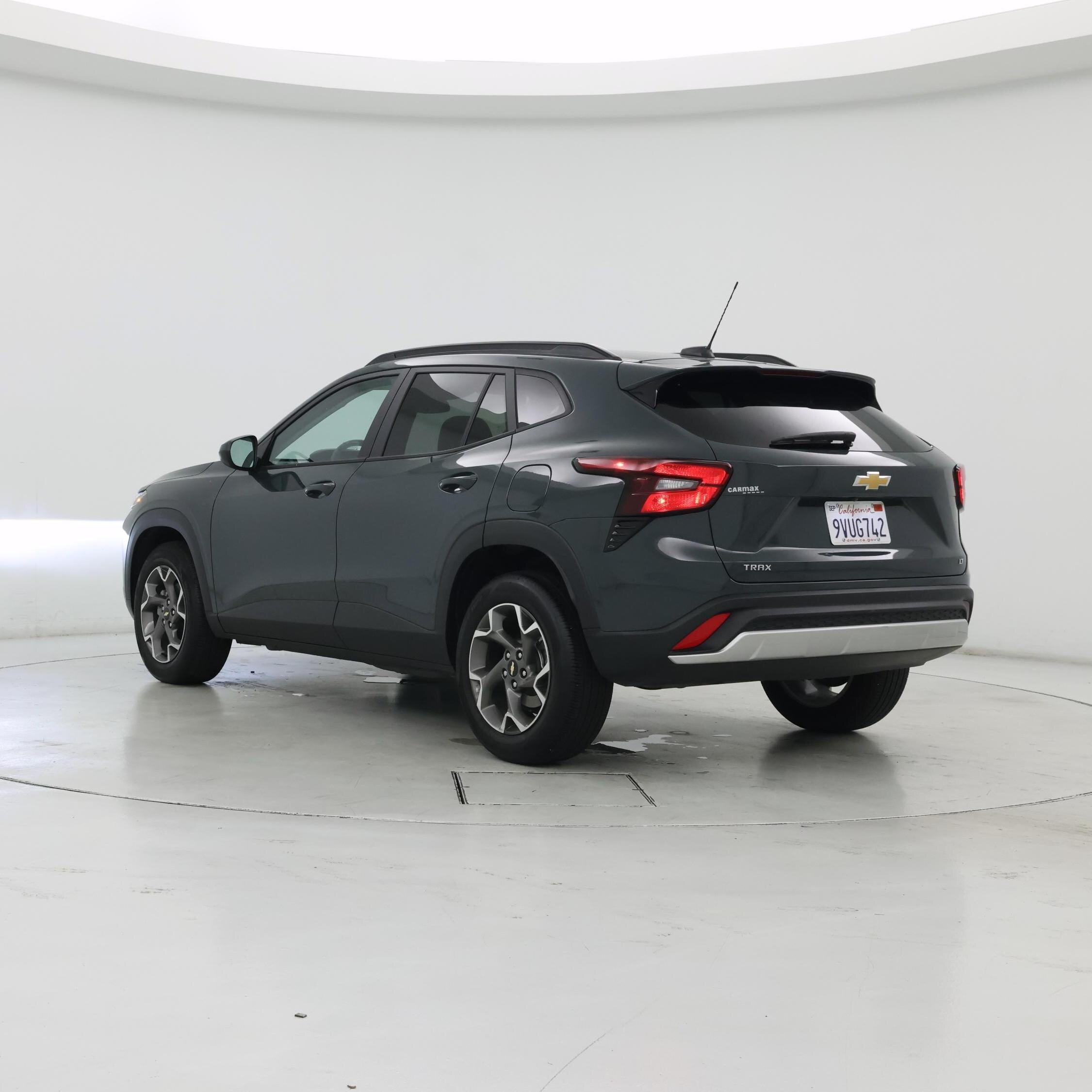 Thumbnail: 2025 Chevrolet Trax - 2