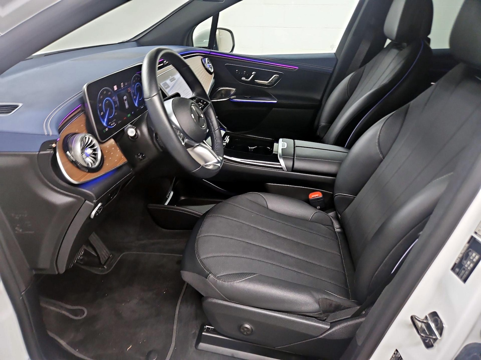 2025 Mercedes-Benz EQE SUV Base - Photo 12