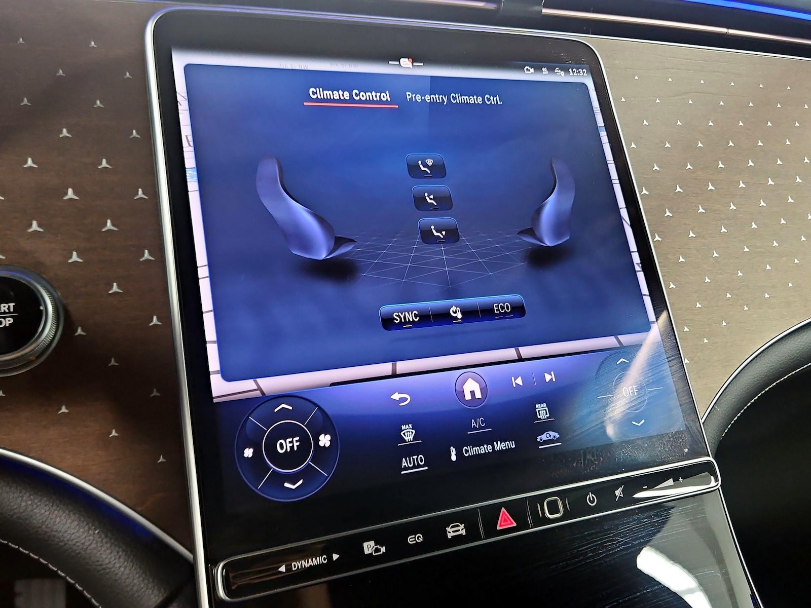2025 Mercedes-Benz EQE SUV Base - Photo 18