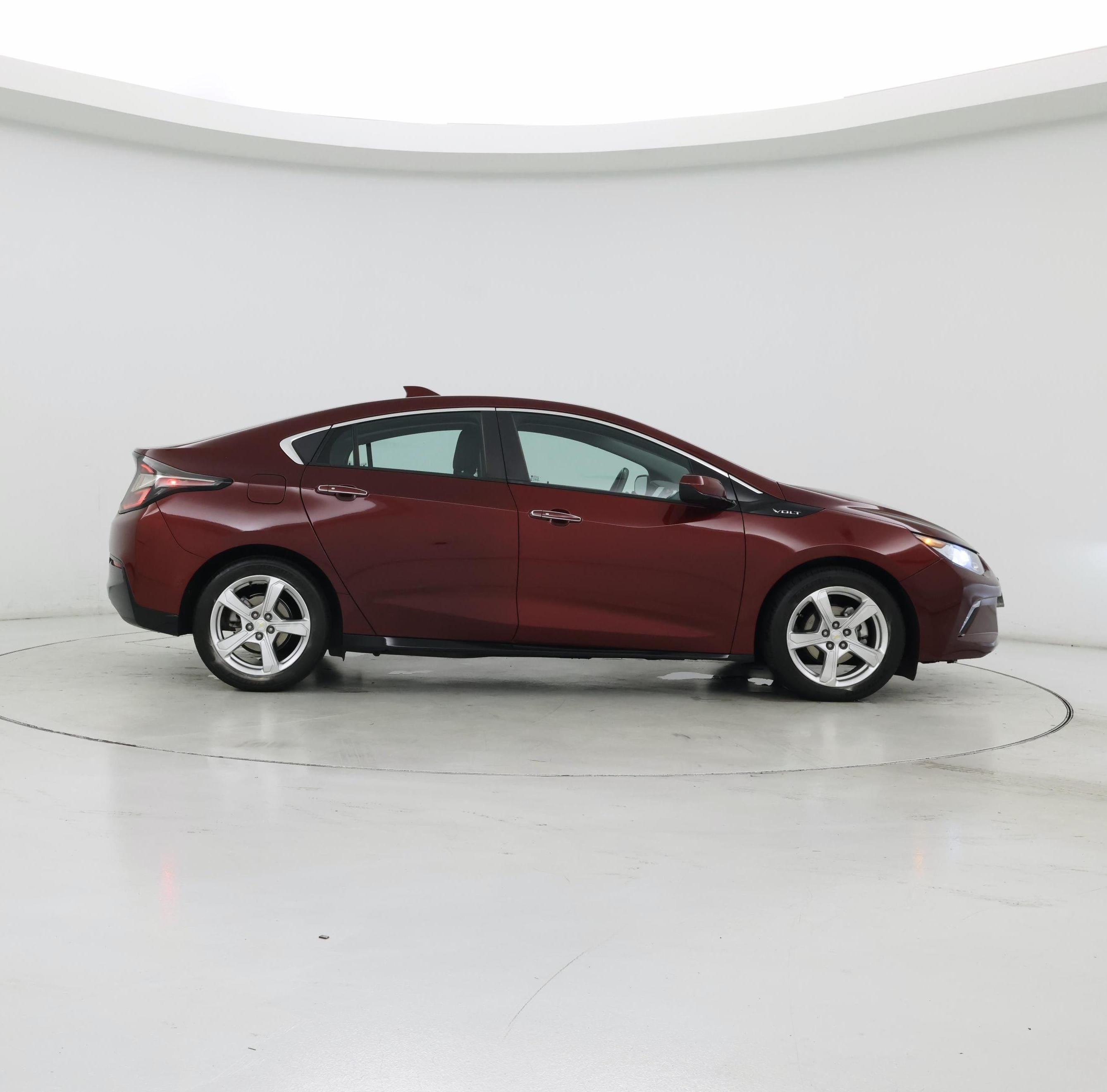 Thumbnail: 2017 Chevrolet Volt - 7