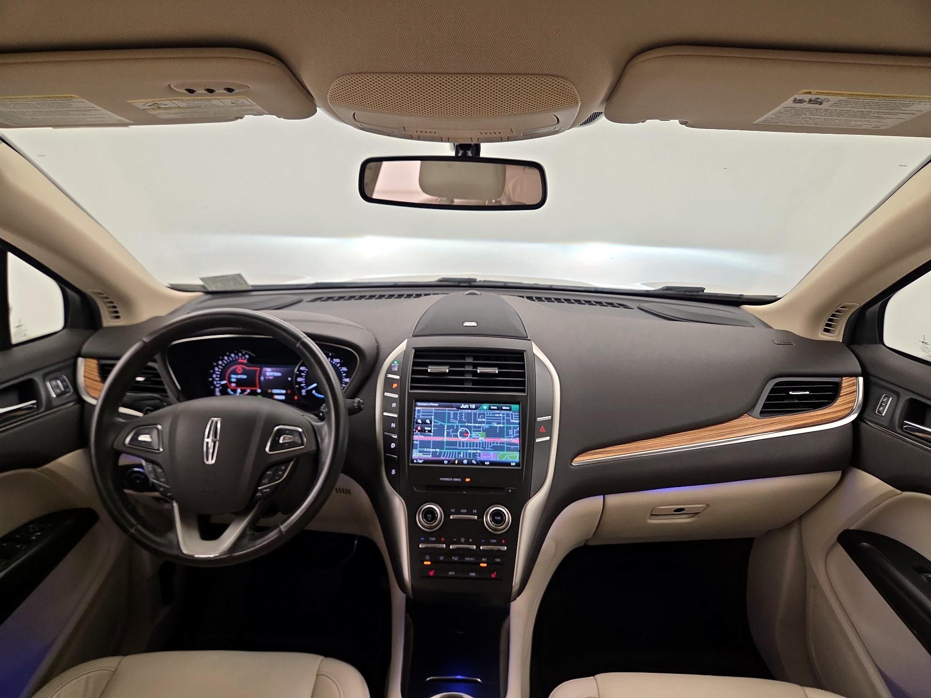 Thumbnail: 2015 Lincoln MKC - 9