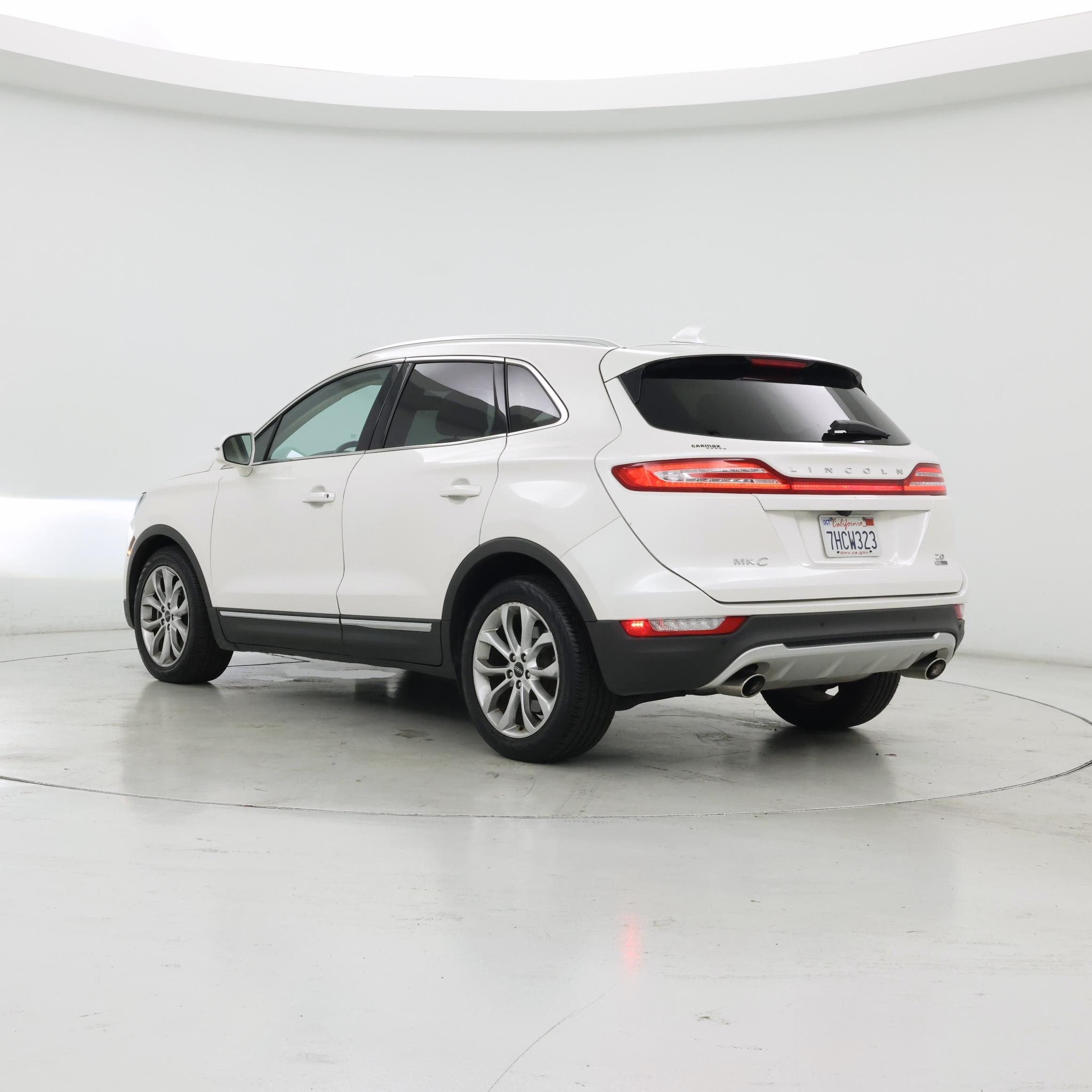 Thumbnail: 2015 Lincoln MKC - 2