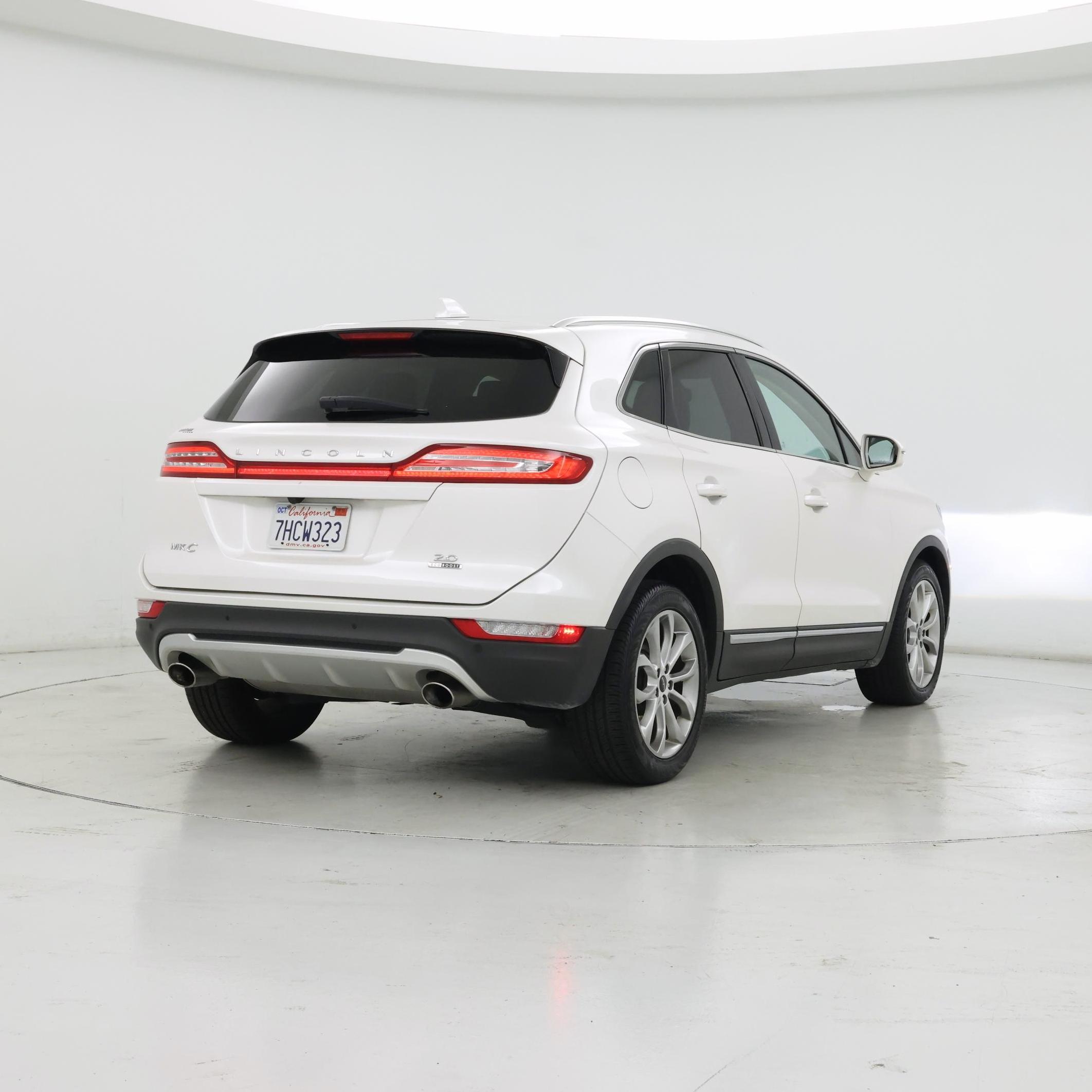 Thumbnail: 2015 Lincoln MKC - 8