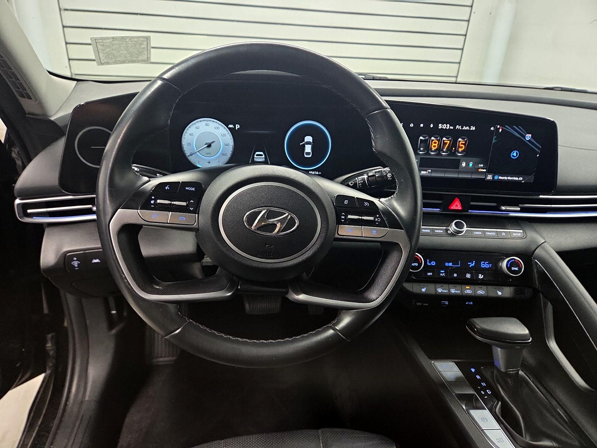 Thumbnail: 2023 Hyundai Elantra - 10