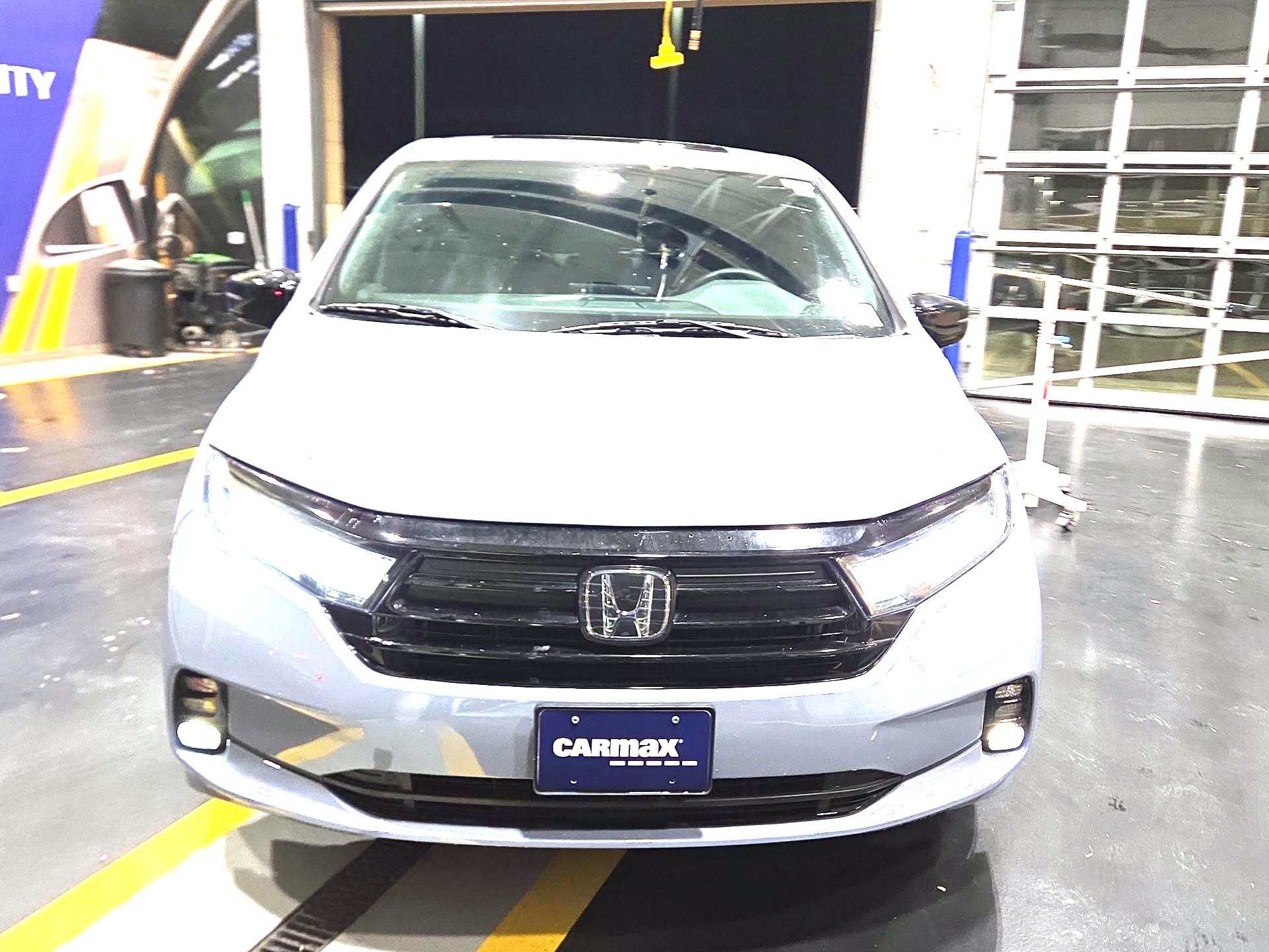 Thumbnail: 2023 Honda Odyssey - 2