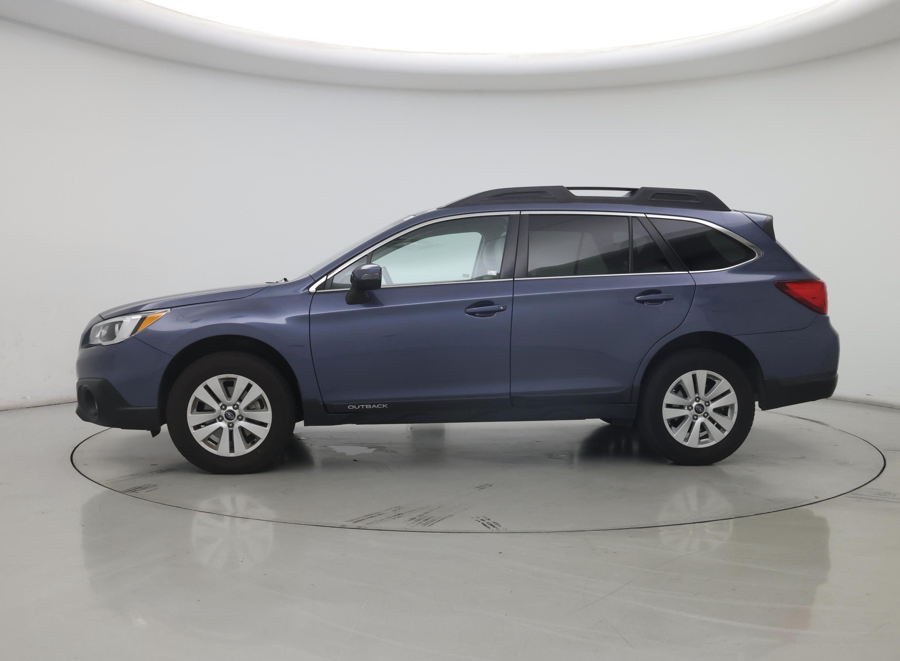 Thumbnail: 2017 Subaru Outback - 3