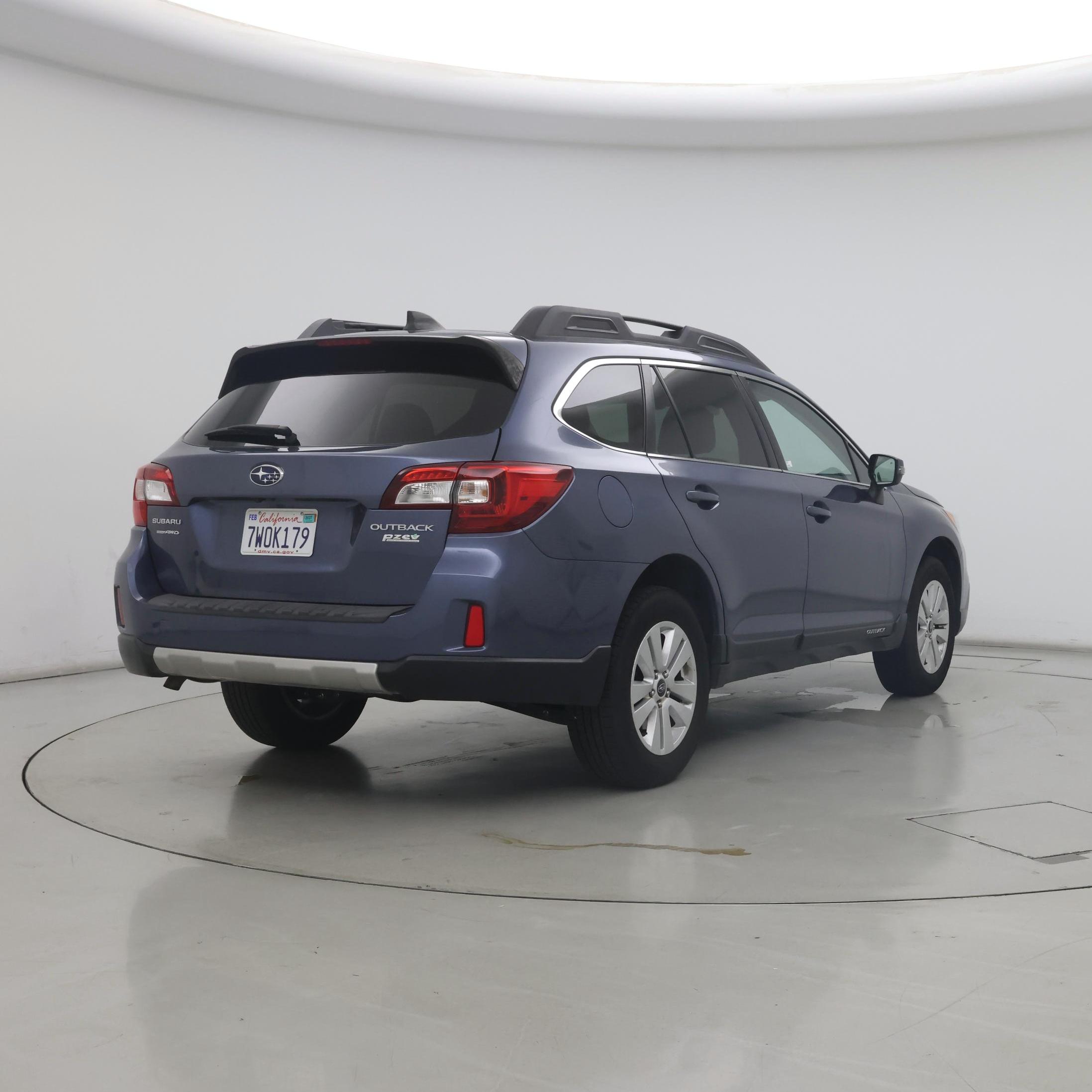 Thumbnail: 2017 Subaru Outback - 8