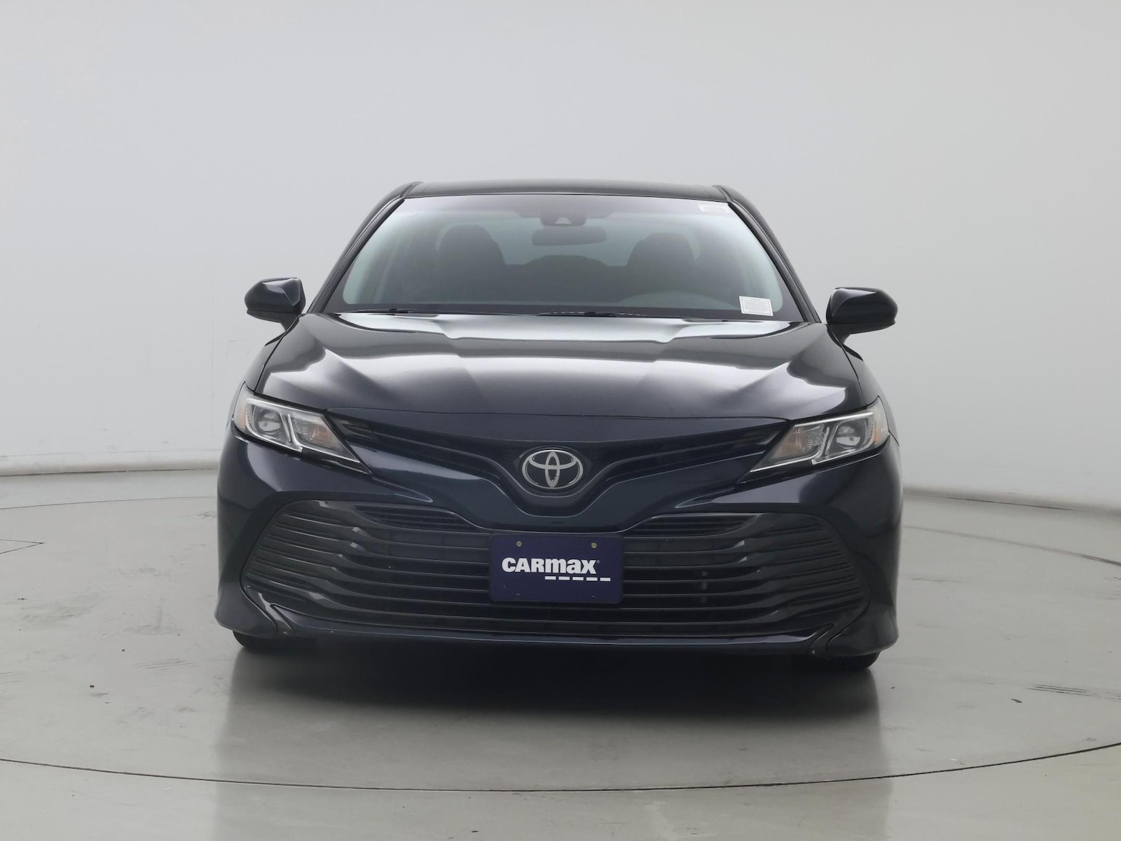 2018 Toyota Camry LE - Photo 6