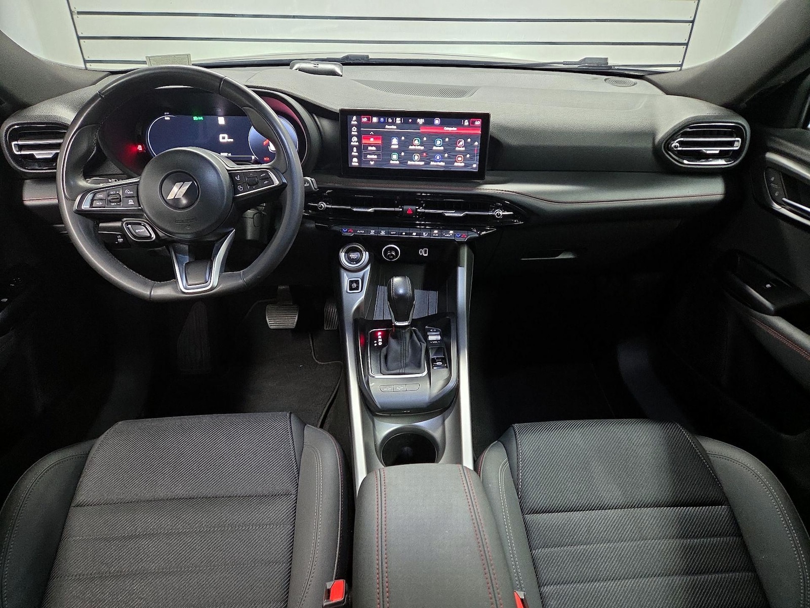 2024 Dodge Hornet GT - Photo 10