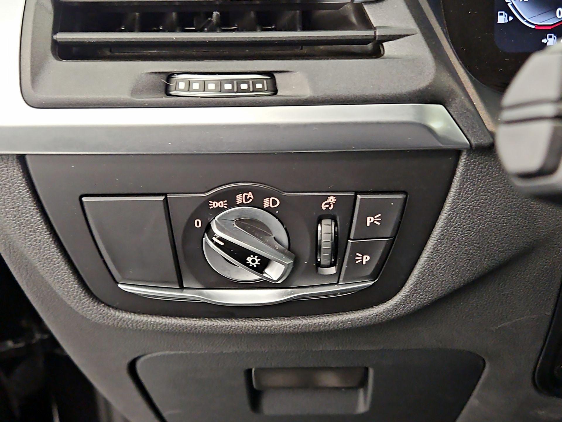 Thumbnail: 2023 BMW X3 - 13