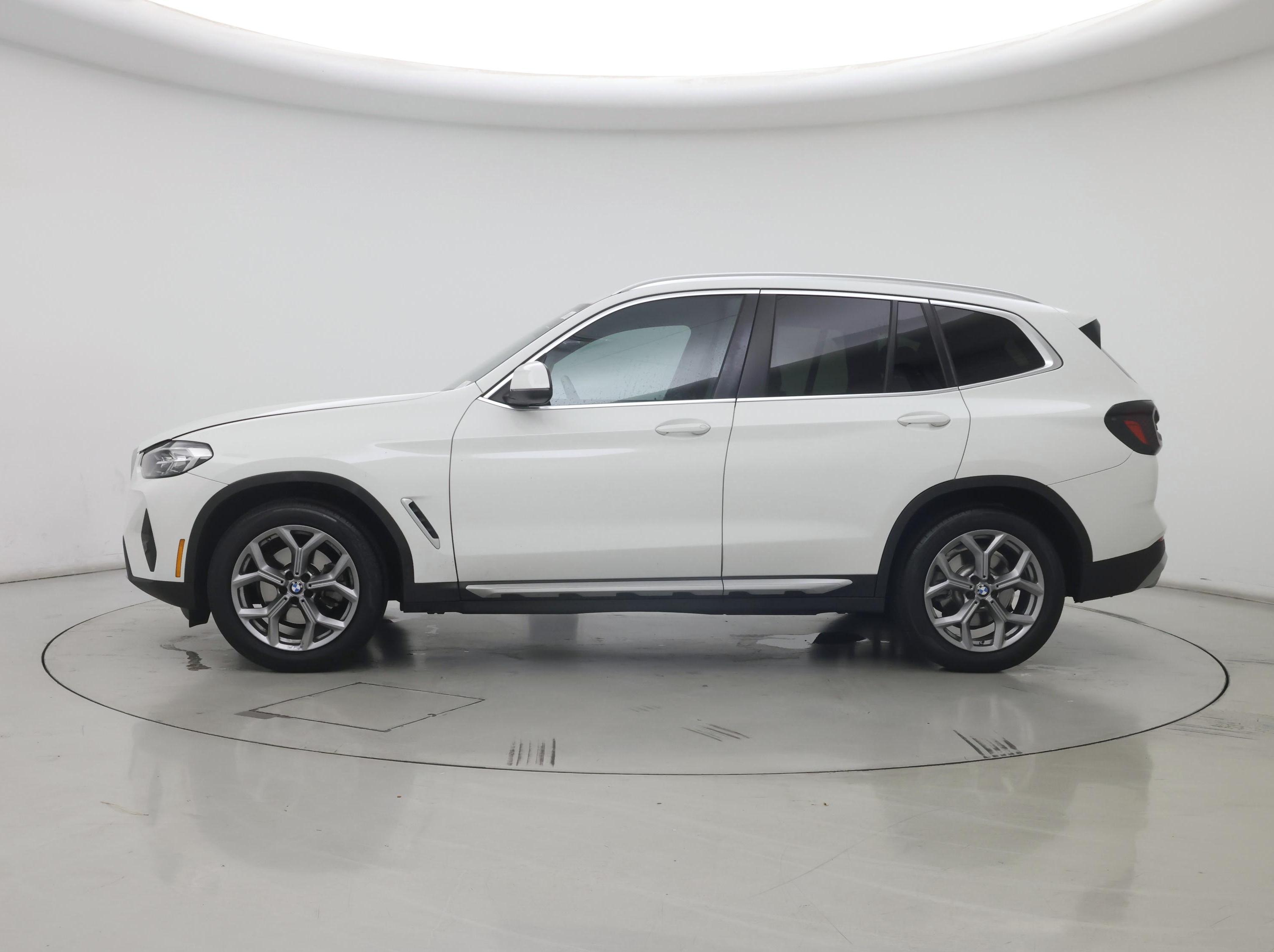 Thumbnail: 2023 BMW X3 - 3