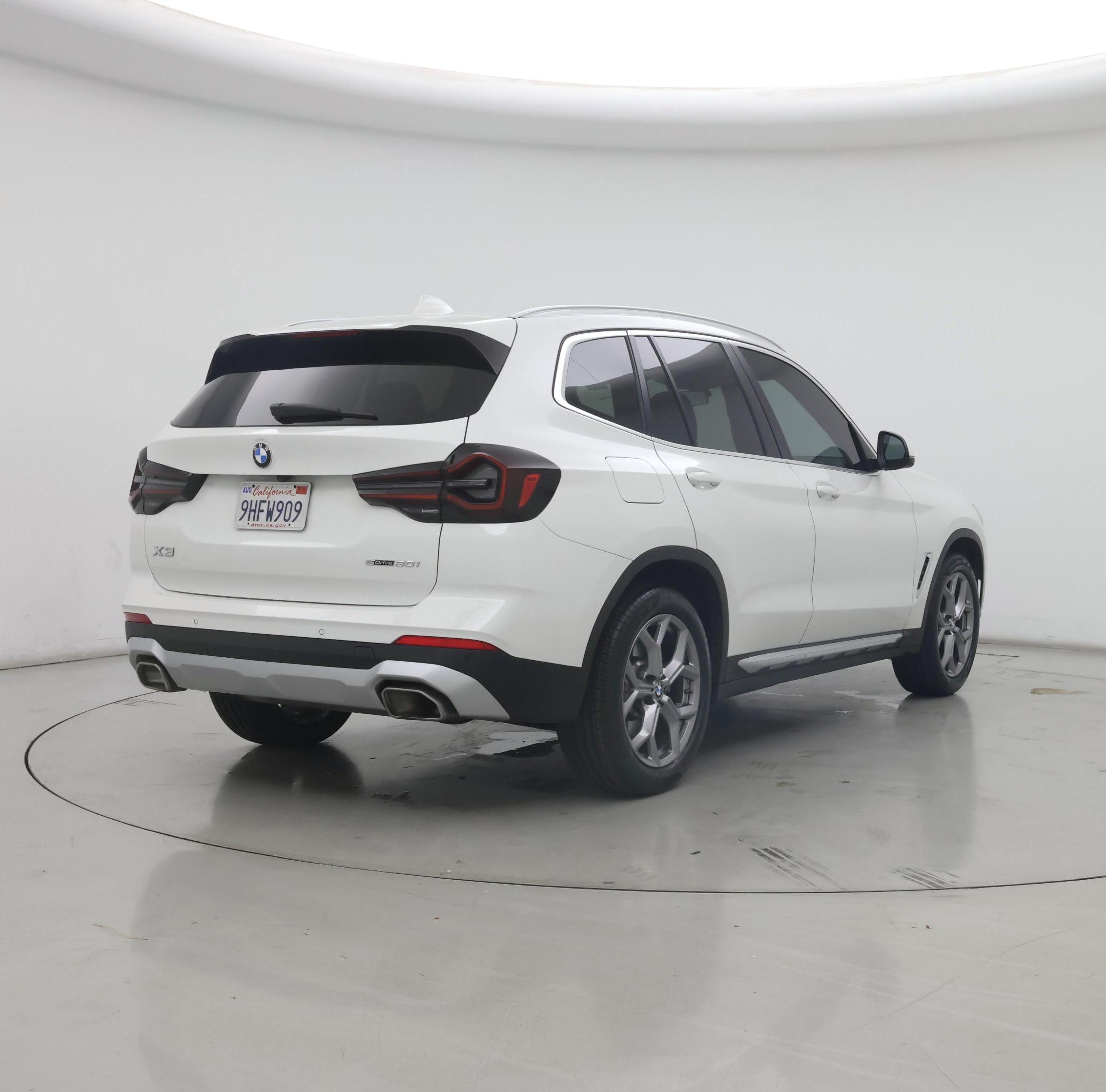 Thumbnail: 2023 BMW X3 - 8