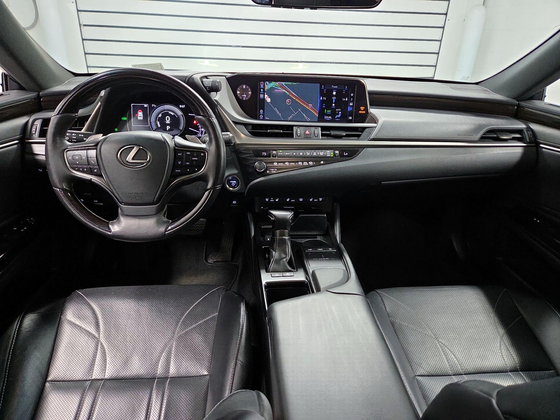 Thumbnail: 2019 Lexus ES - 9