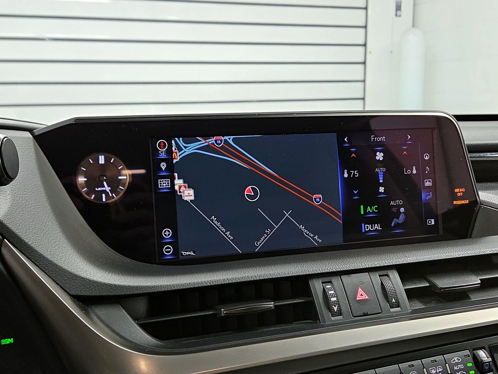 Thumbnail: 2019 Lexus ES - 14