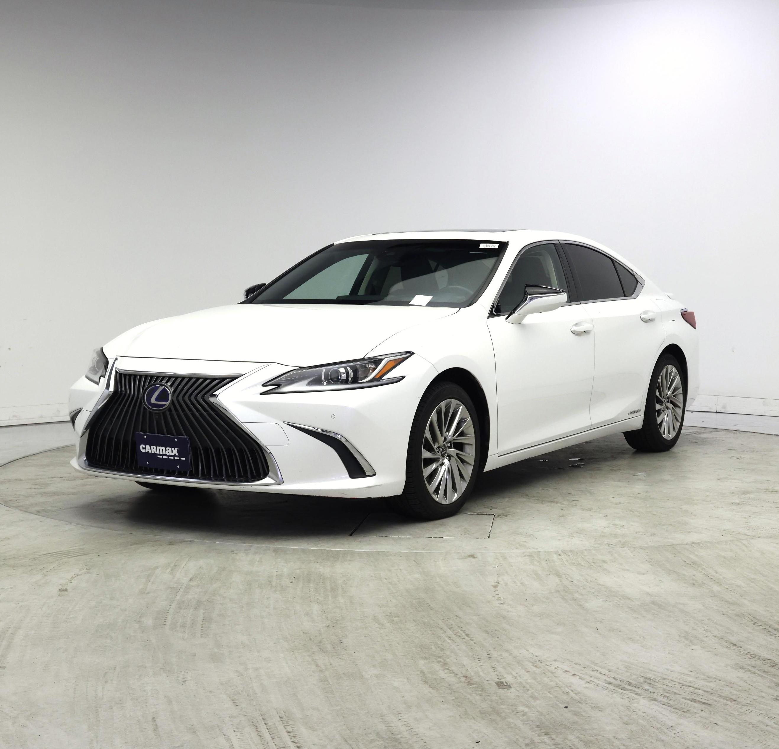 Thumbnail: 2019 Lexus ES - 4