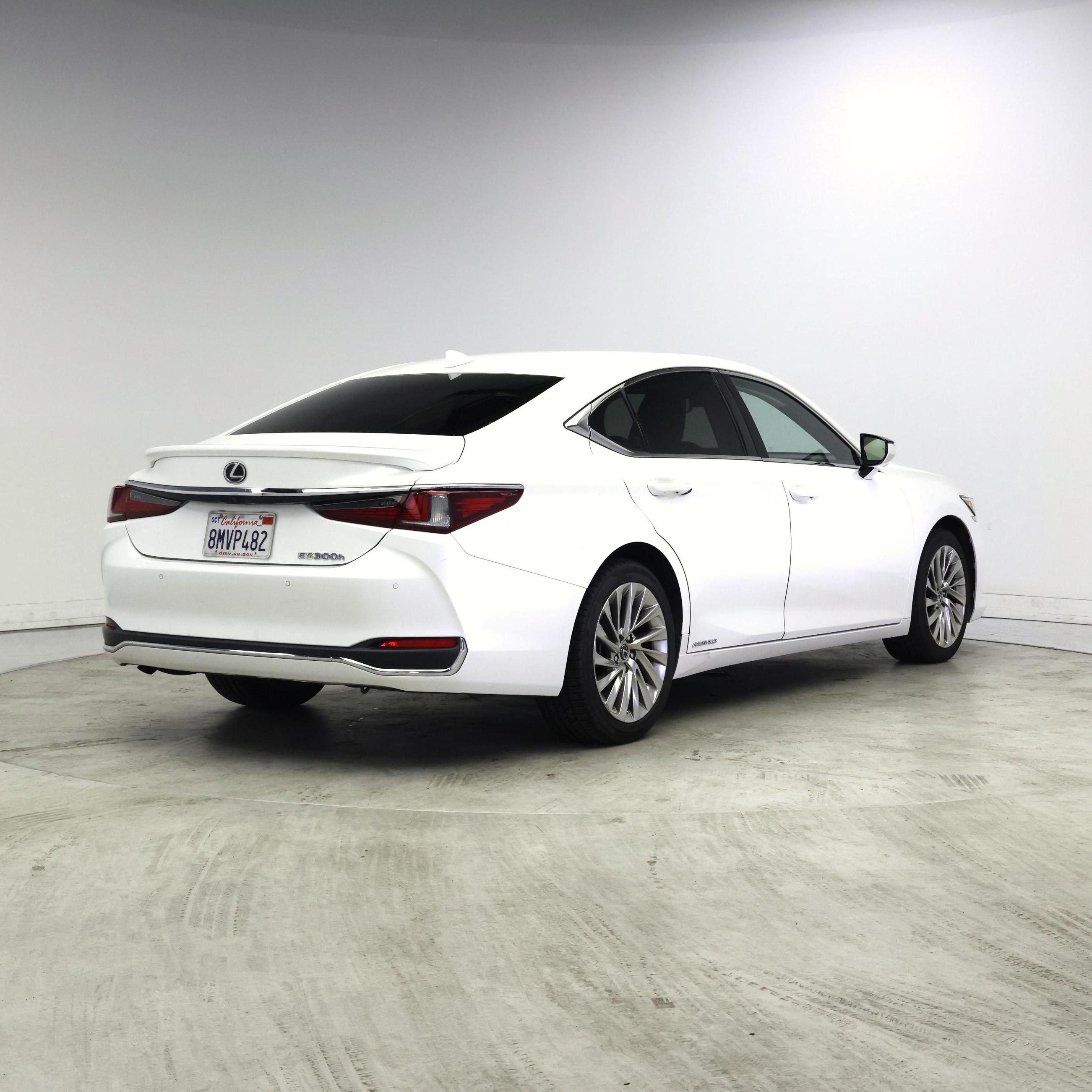 Thumbnail: 2019 Lexus ES - 8