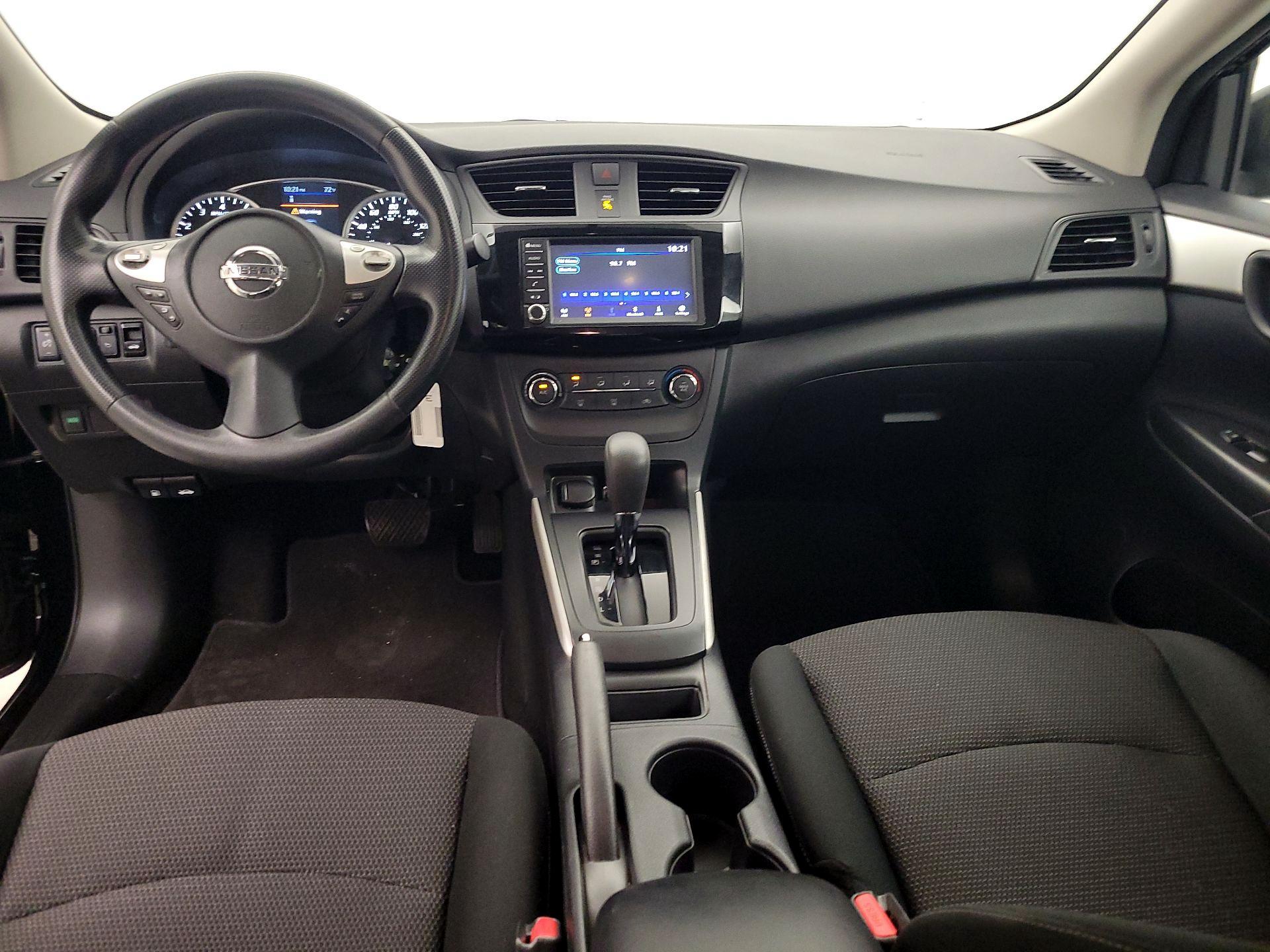 Thumbnail: 2019 Nissan Sentra - 9