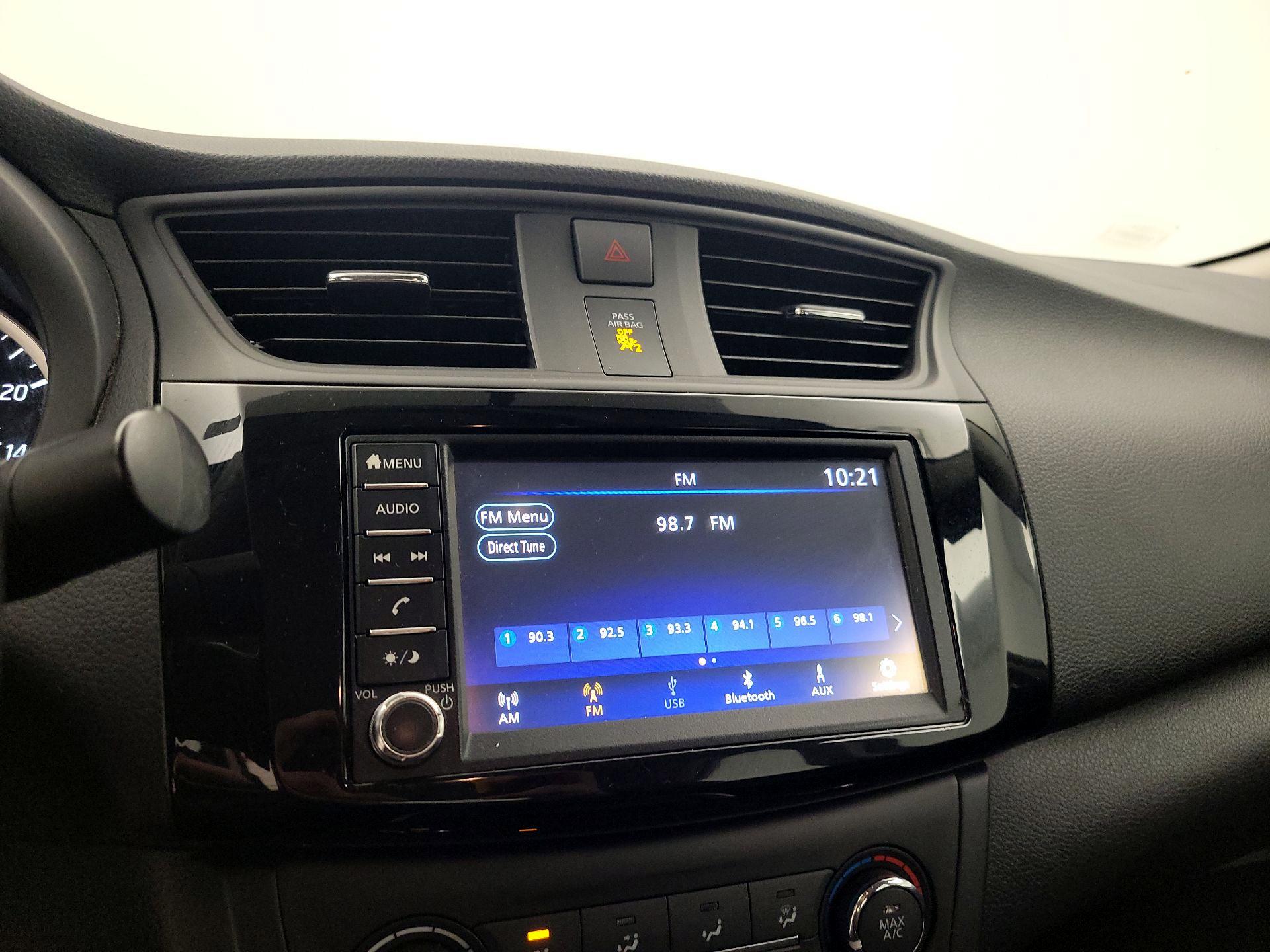 Thumbnail: 2019 Nissan Sentra - 15