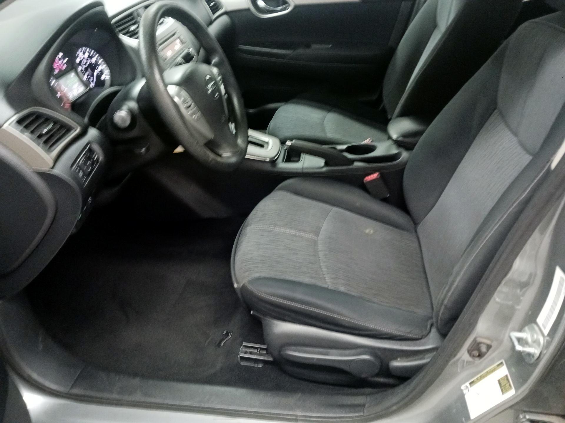 Thumbnail: 2014 Nissan Sentra - 11