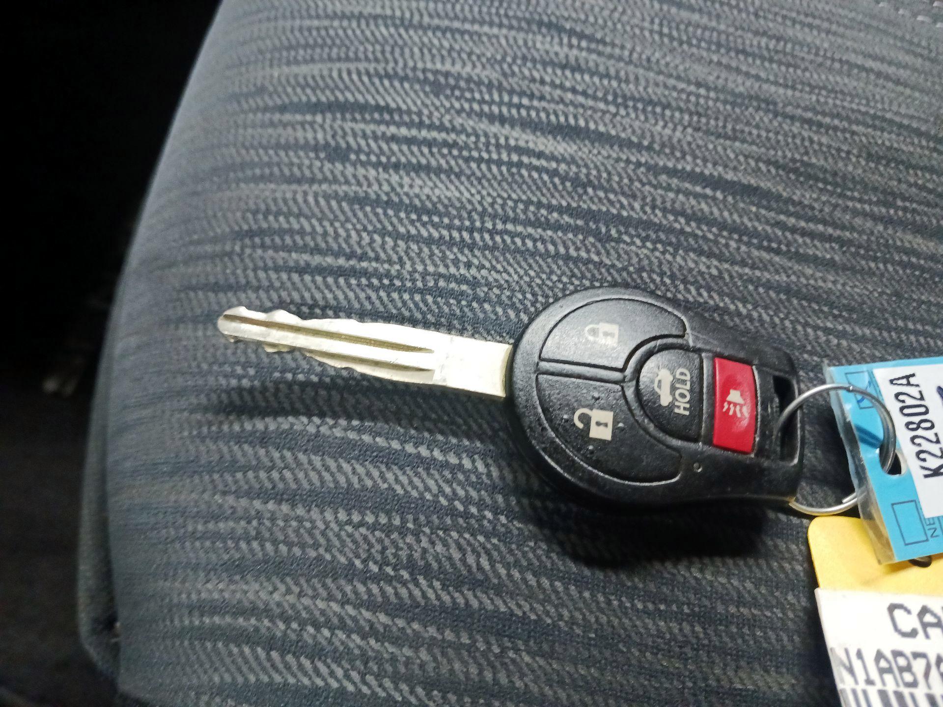 Thumbnail: 2014 Nissan Sentra - 18