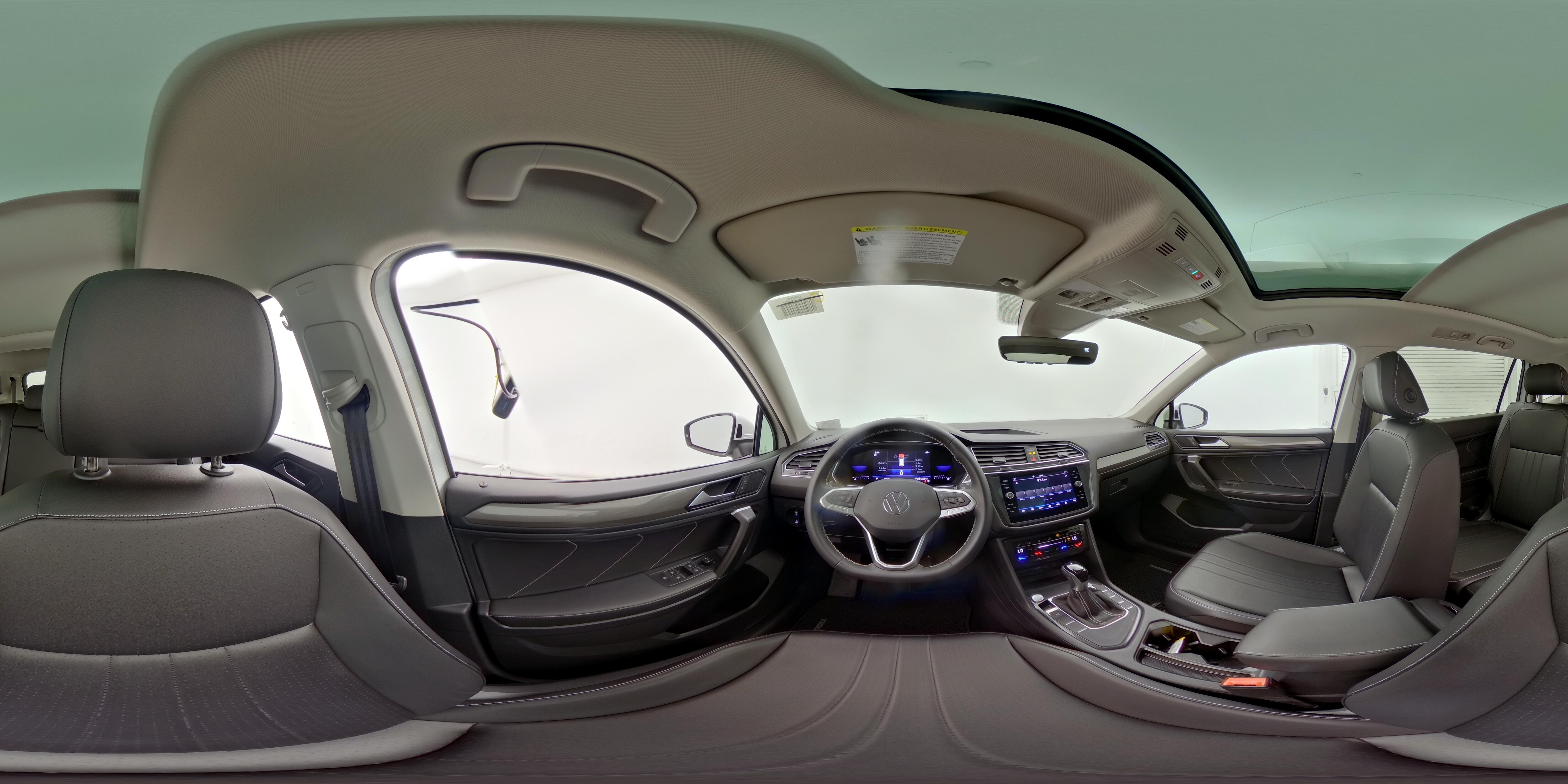 2023 Volkswagen Tiguan SE - Photo 28