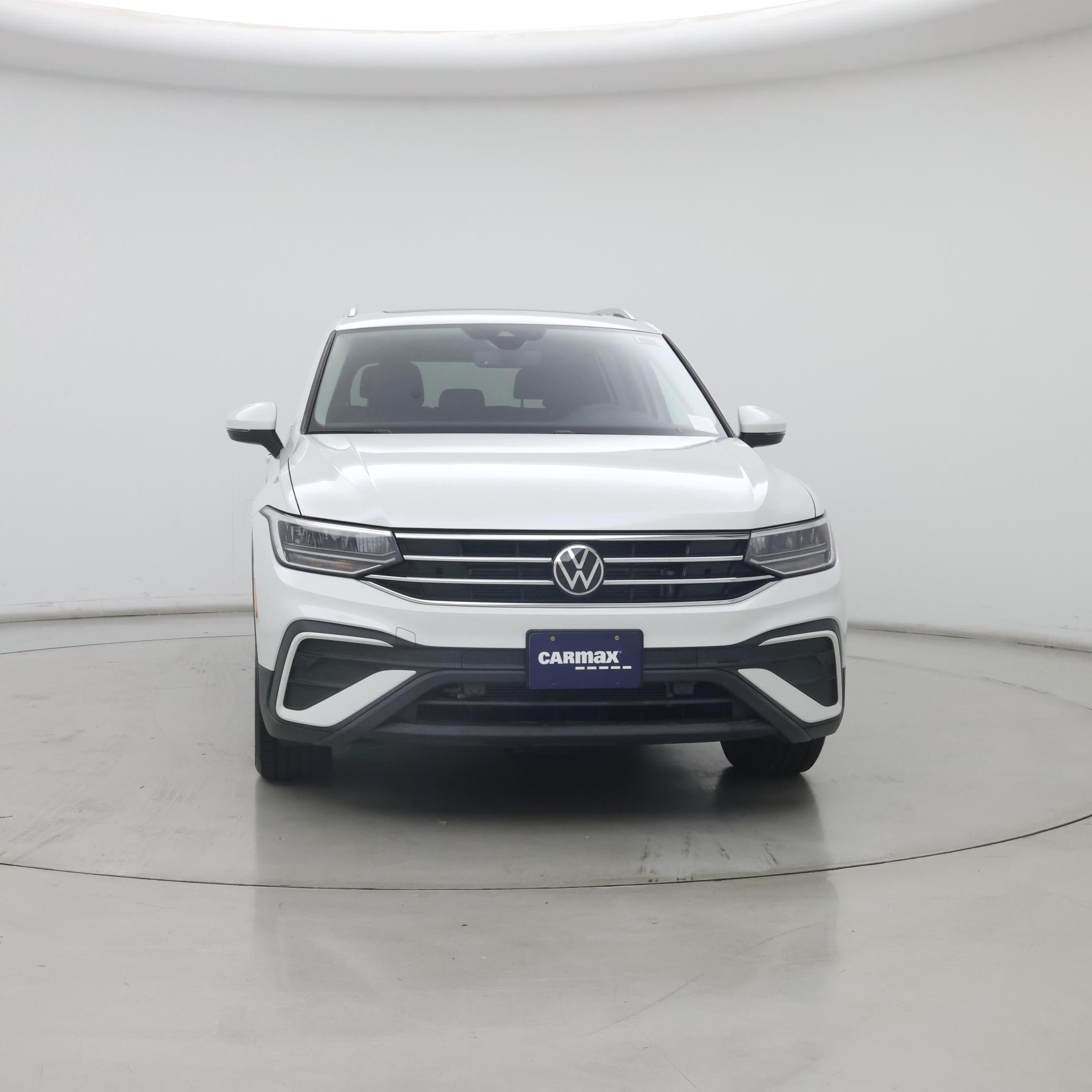 Thumbnail: 2023 Volkswagen Tiguan - 5