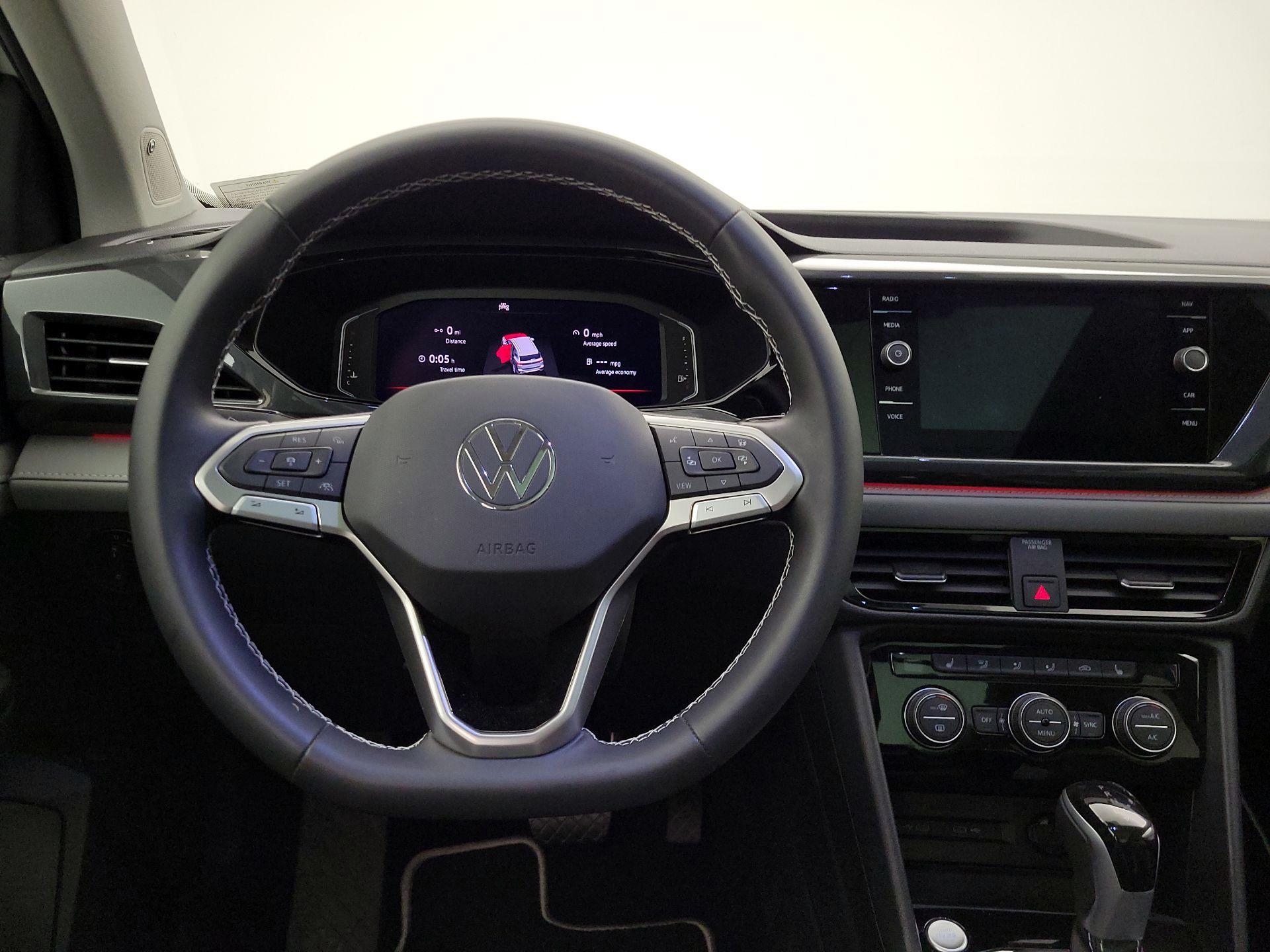 Thumbnail: 2023 Volkswagen Taos - 10