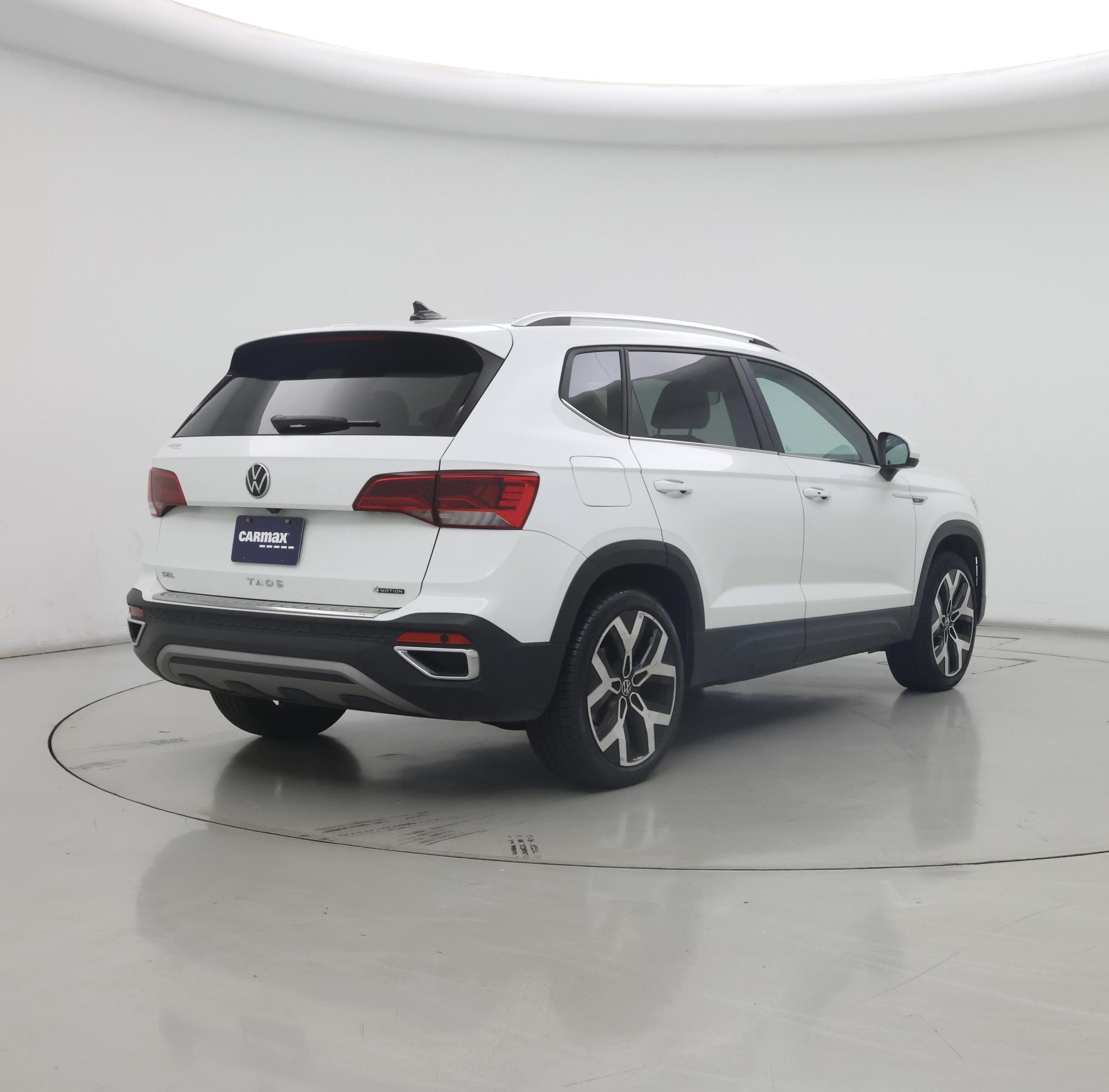 Thumbnail: 2023 Volkswagen Taos - 8