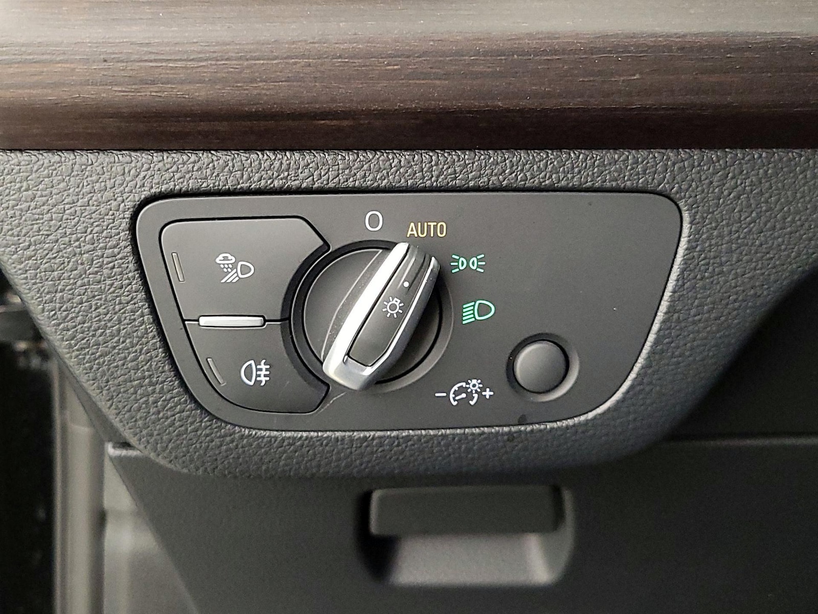 2023 Audi Q5 Premium - Photo 14