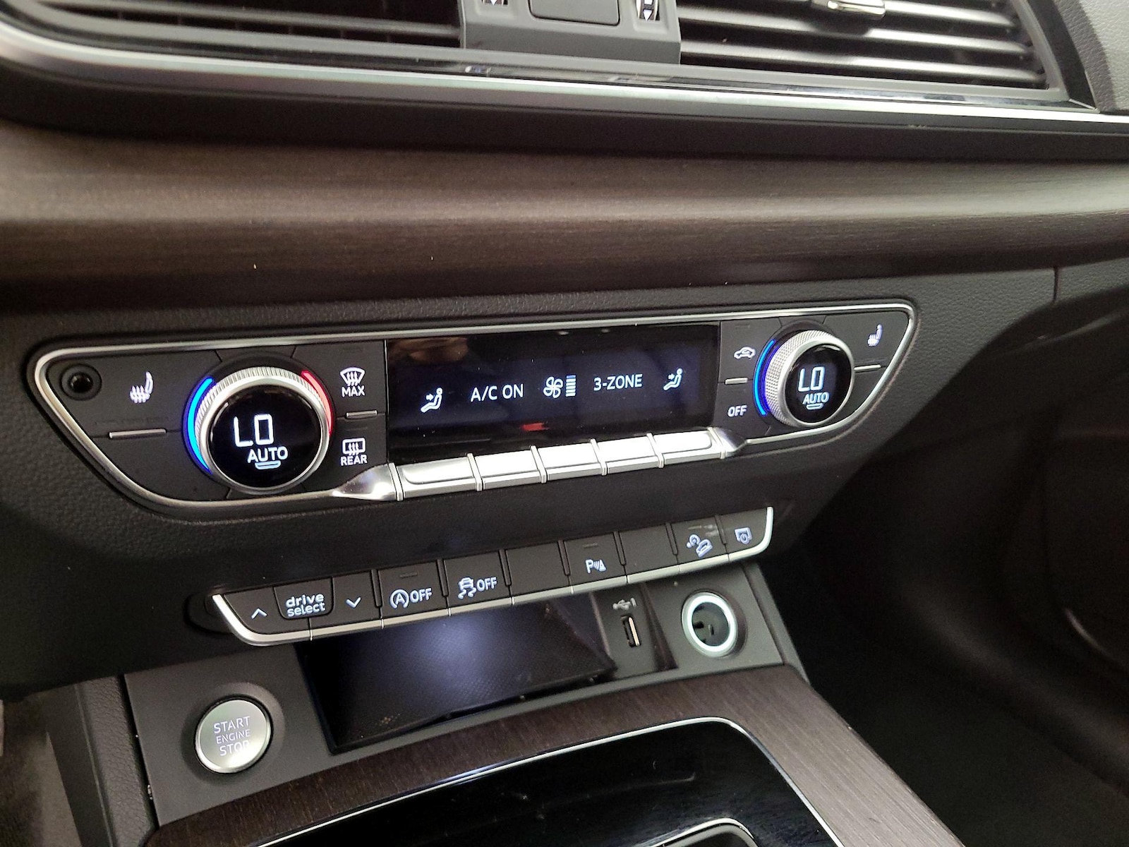 2023 Audi Q5 Premium - Photo 17