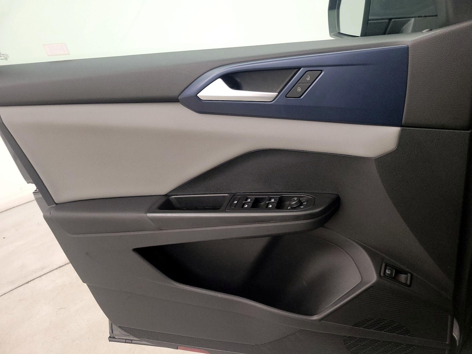 2022 Volkswagen Taos SE - Photo 13