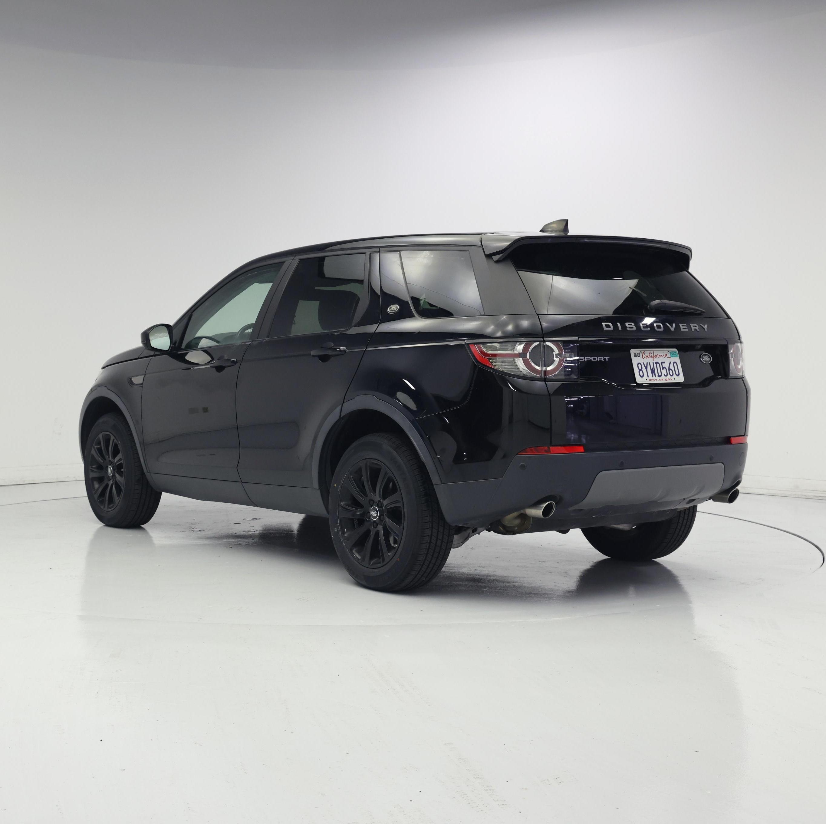 Thumbnail: 2017 Land Rover Discovery Sport - 2
