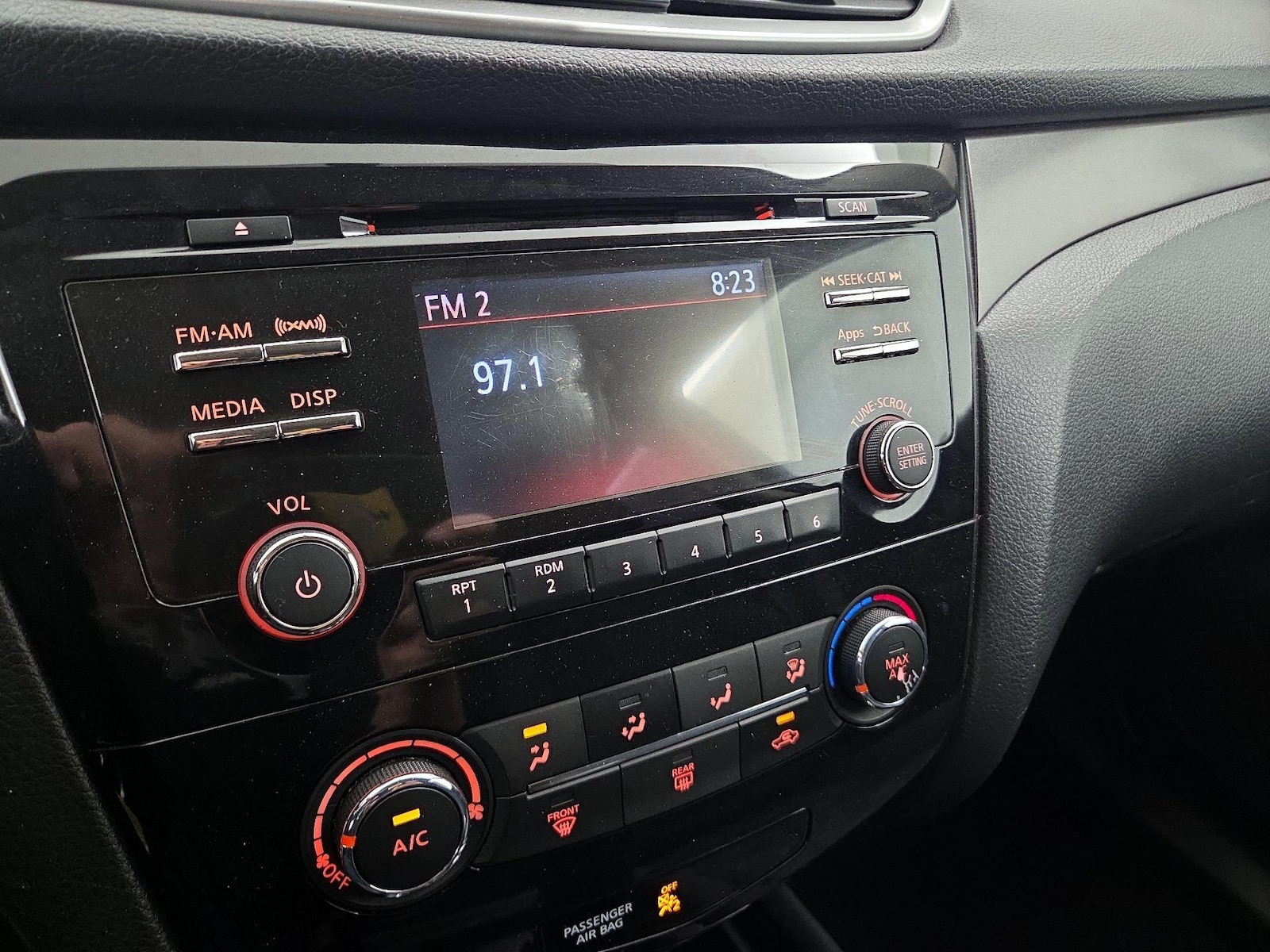 2015 Nissan Rogue S - Photo 16