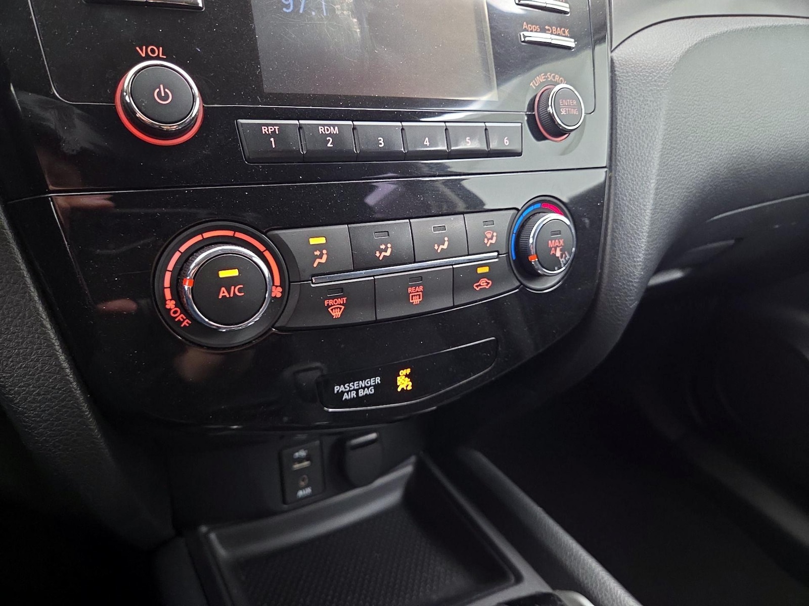 2015 Nissan Rogue S - Photo 17
