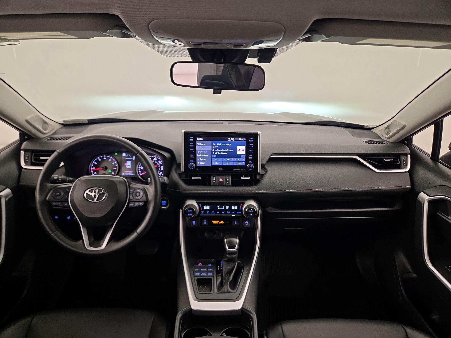 Thumbnail: 2021 Toyota RAV4 - 9