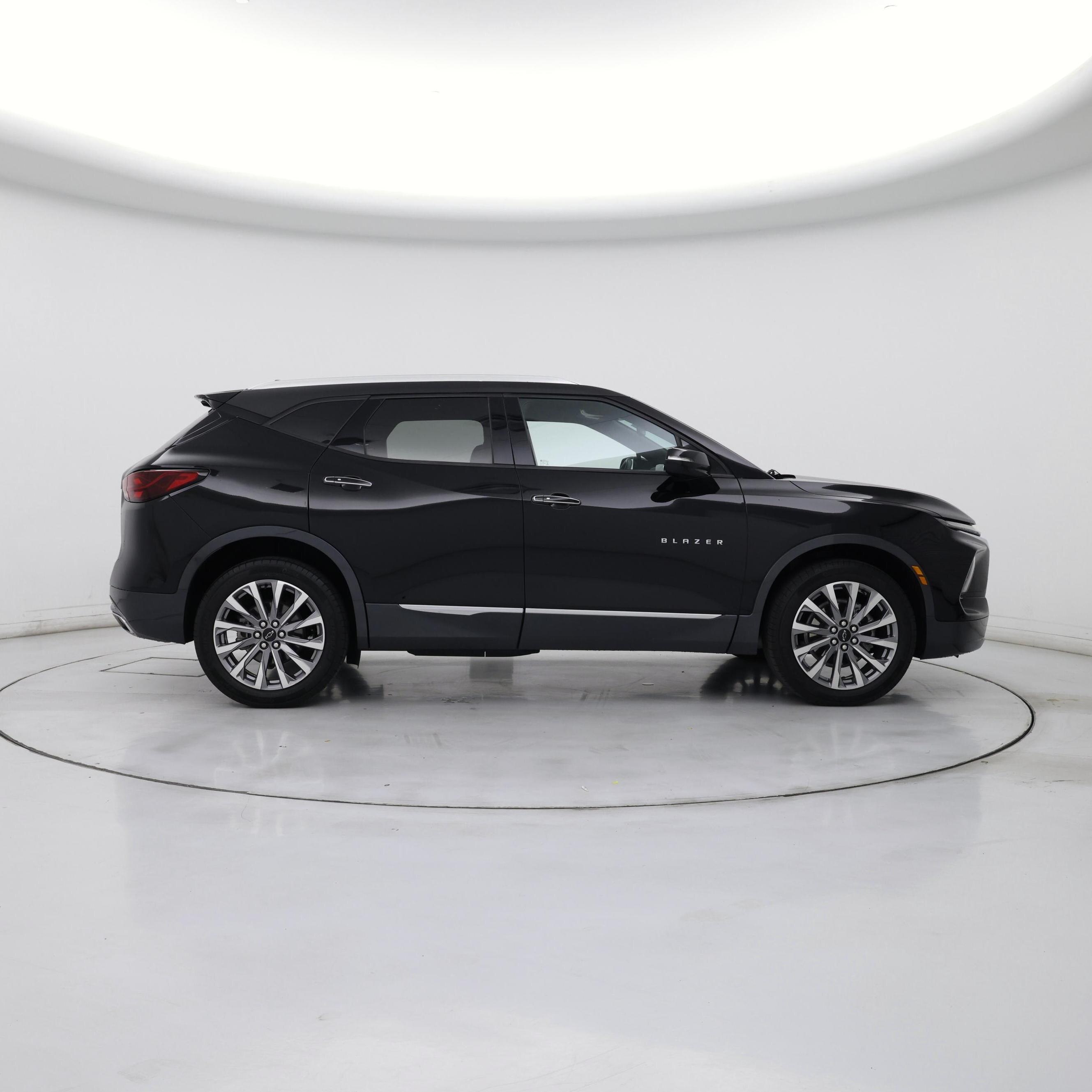 Thumbnail: 2023 Chevrolet Blazer - 7