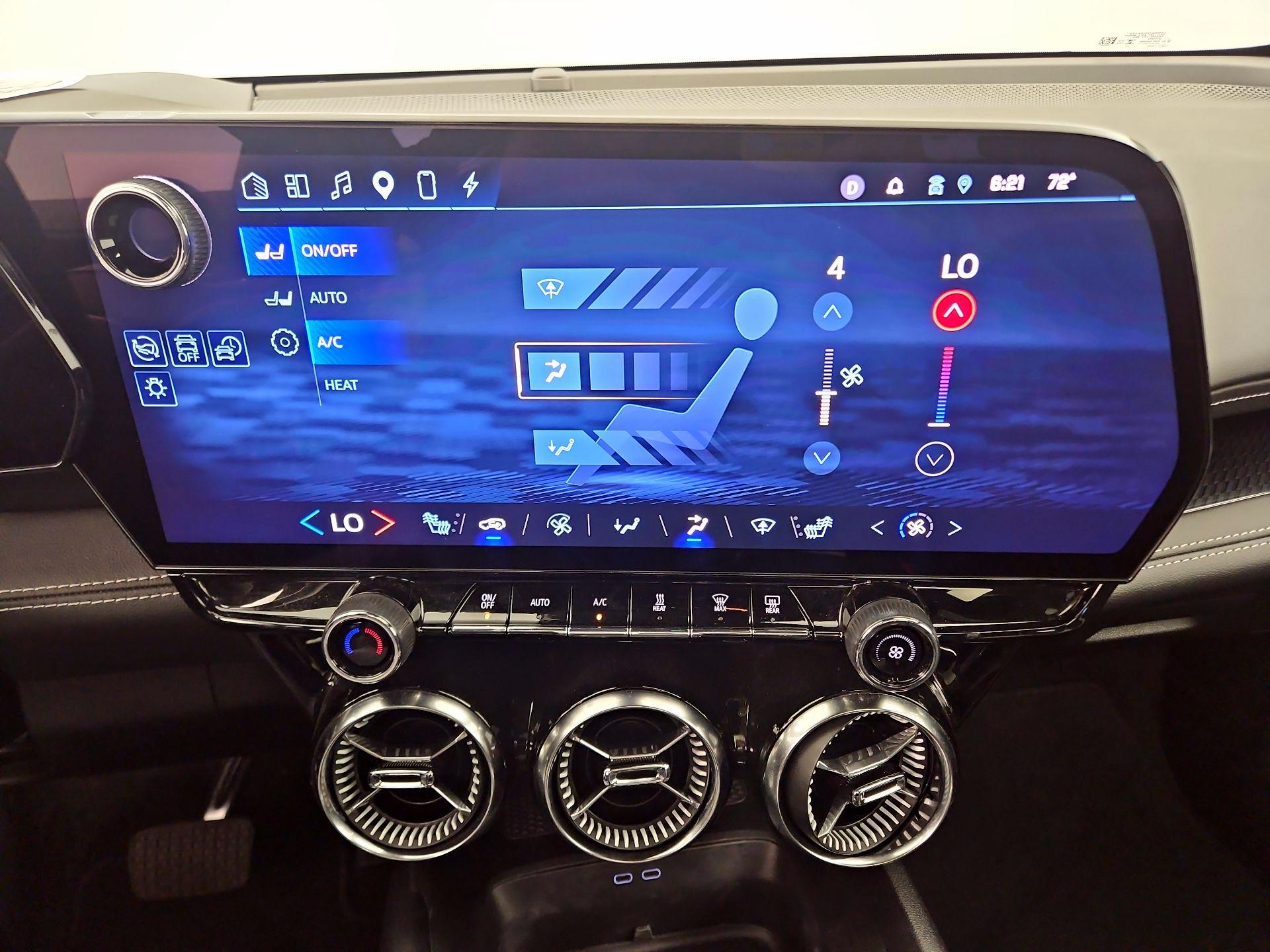 Thumbnail: 2024 Chevrolet Blazer EV - 15