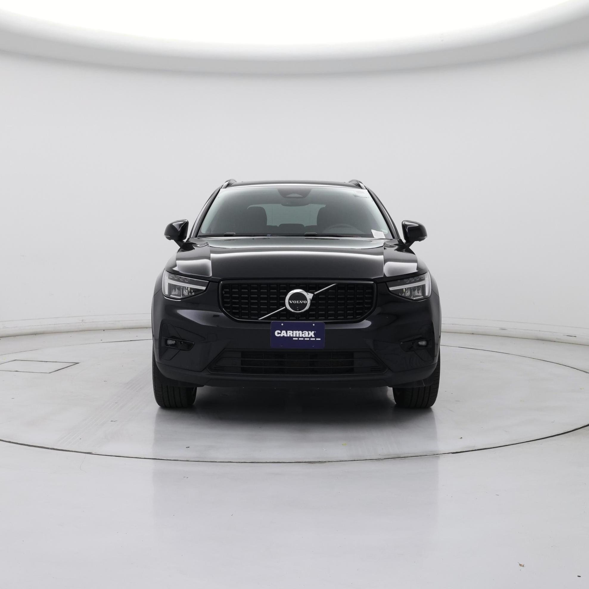 Thumbnail: 2025 Volvo XC40 - 5