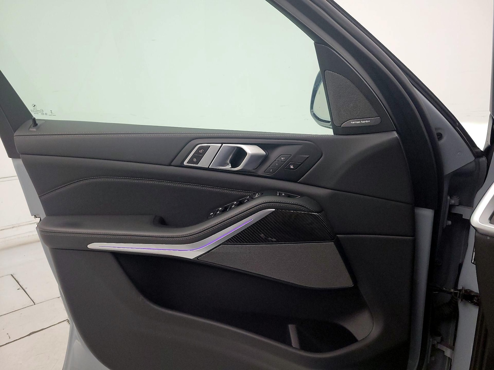 2025 BMW X5 M60i - Photo 13