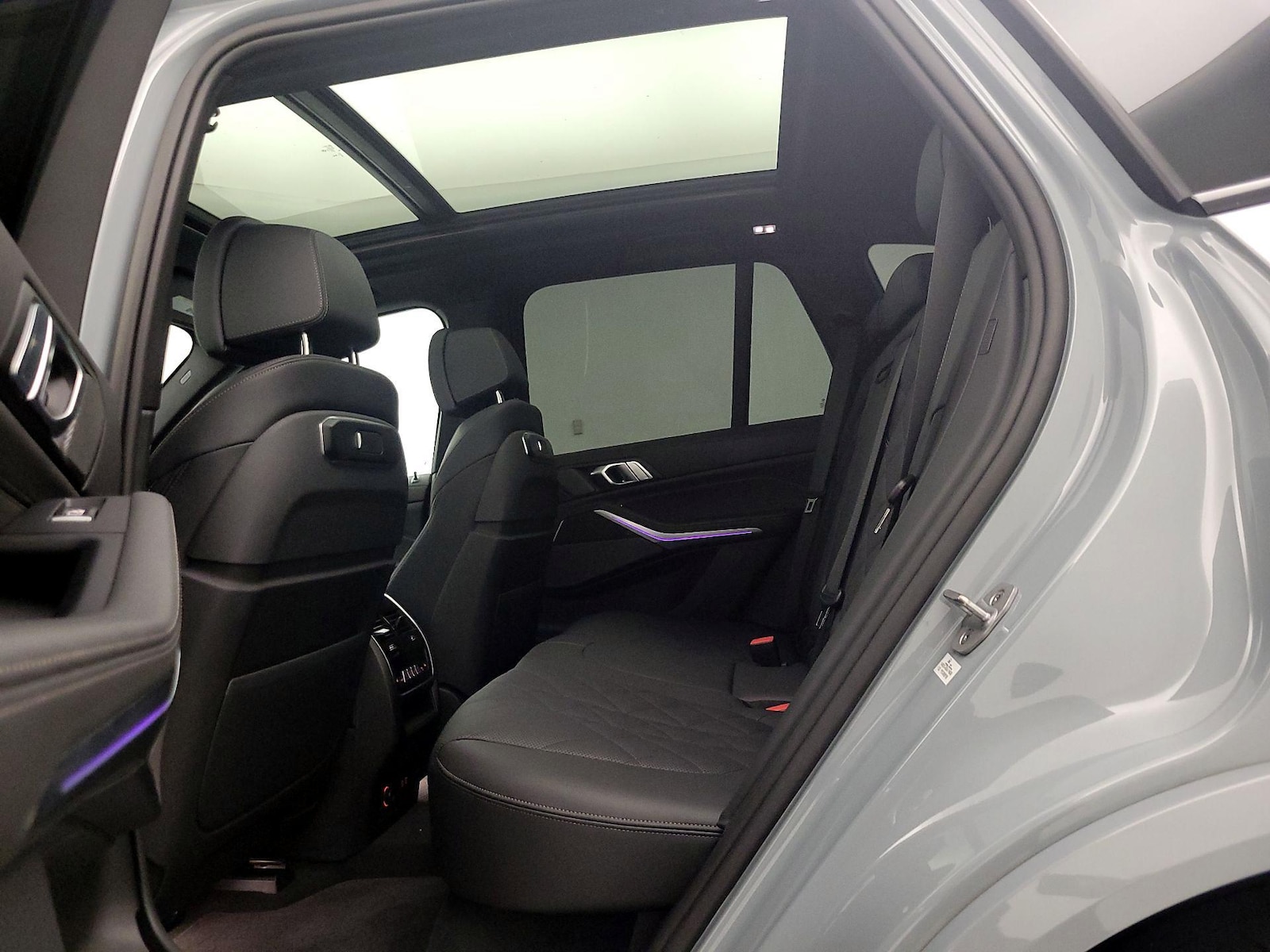 2025 BMW X5 M60i - Photo 22