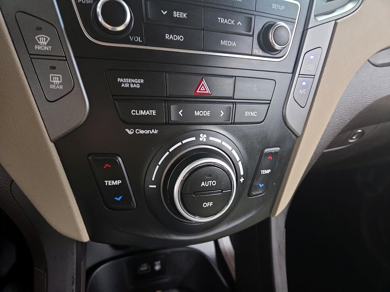 2017 Hyundai Santa Fe Sport - Photo 16
