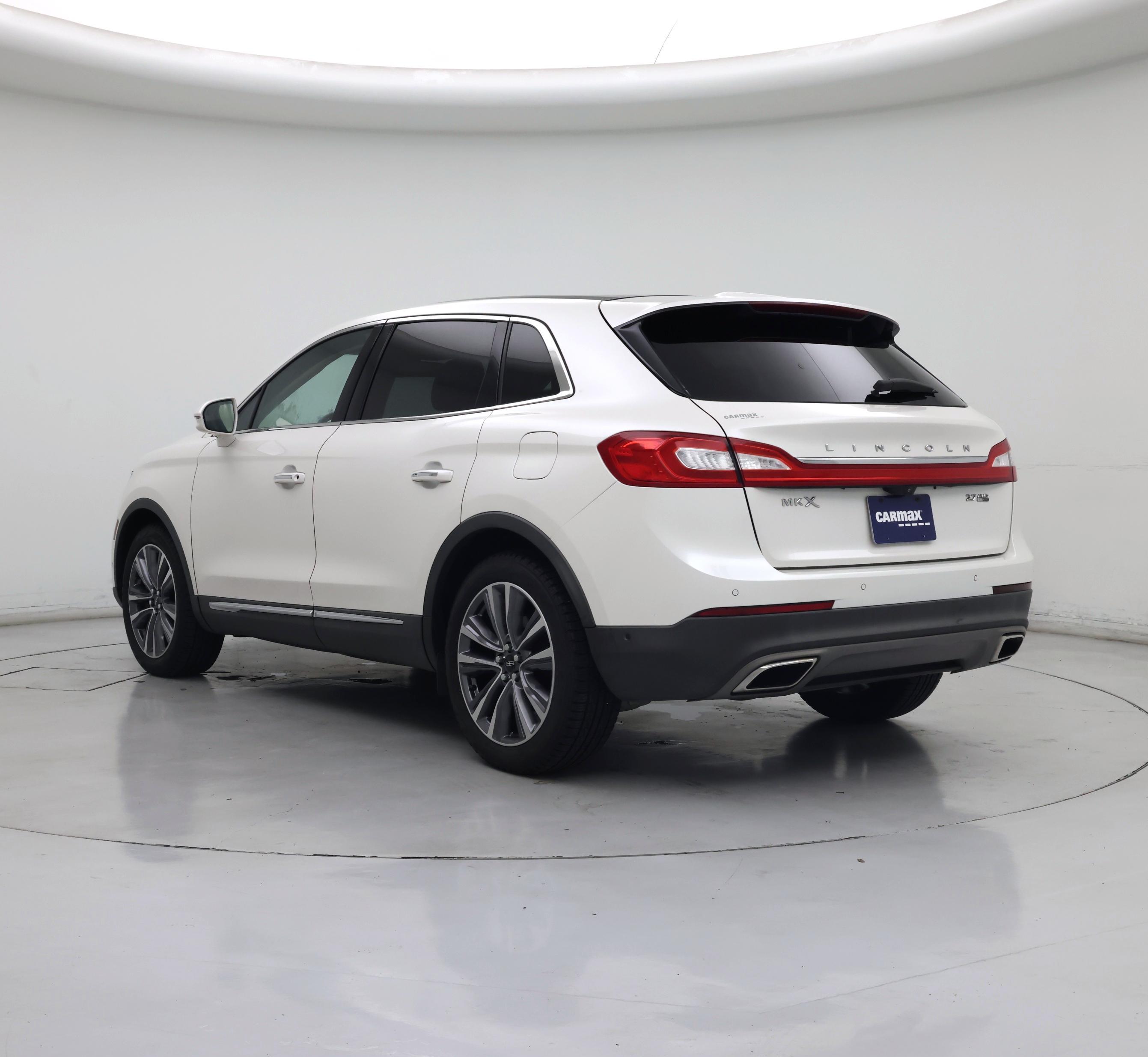 Thumbnail: 2016 Lincoln MKX - 2