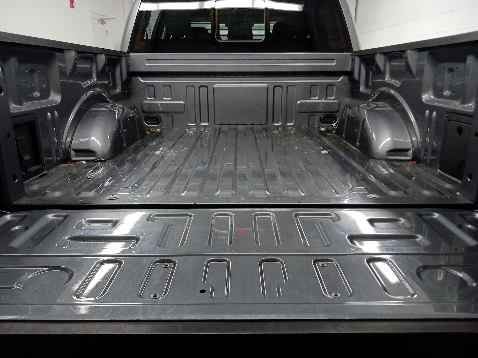 2025 Ford F-150 Lariat - Photo 18