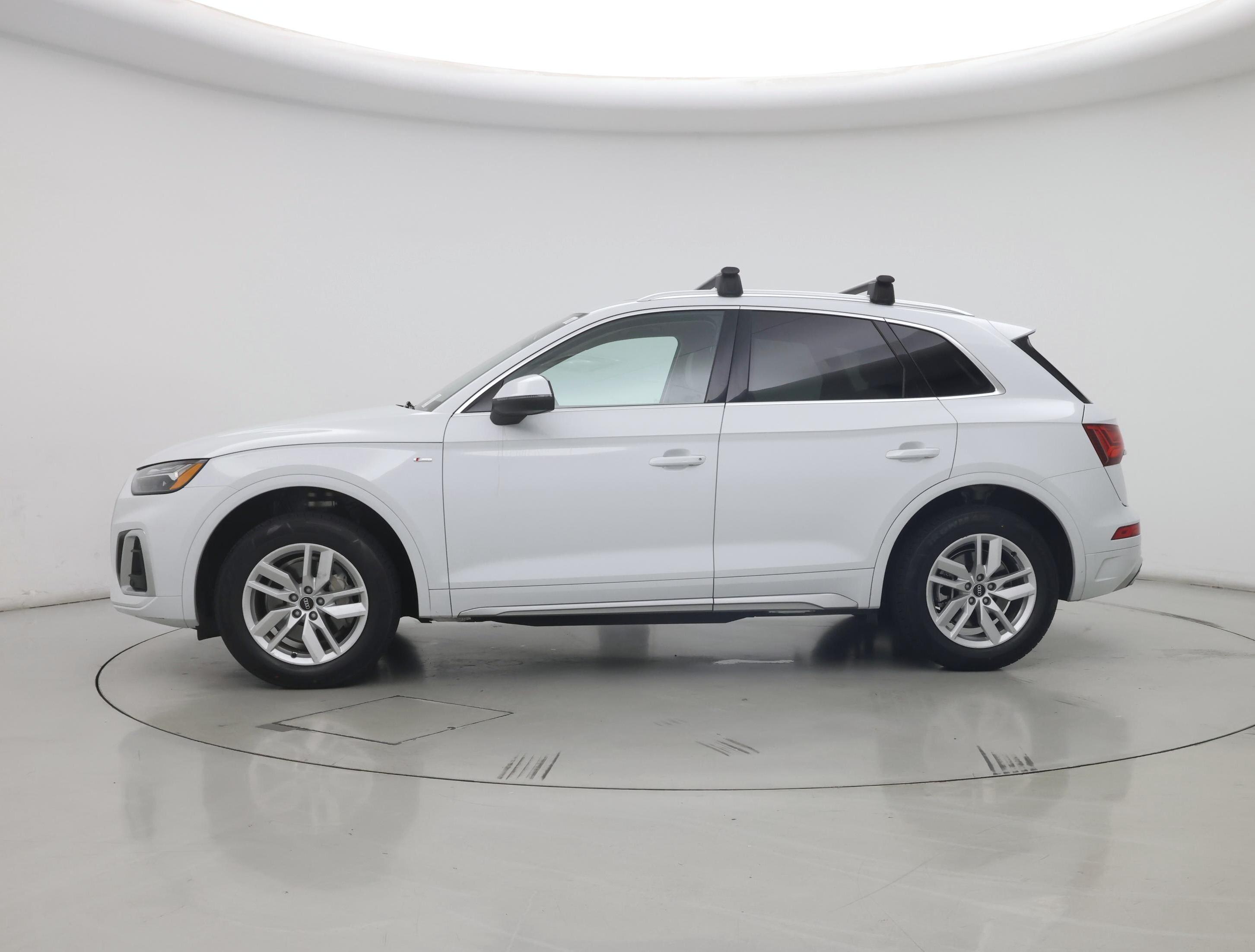 Thumbnail: 2022 Audi Q5 - 3